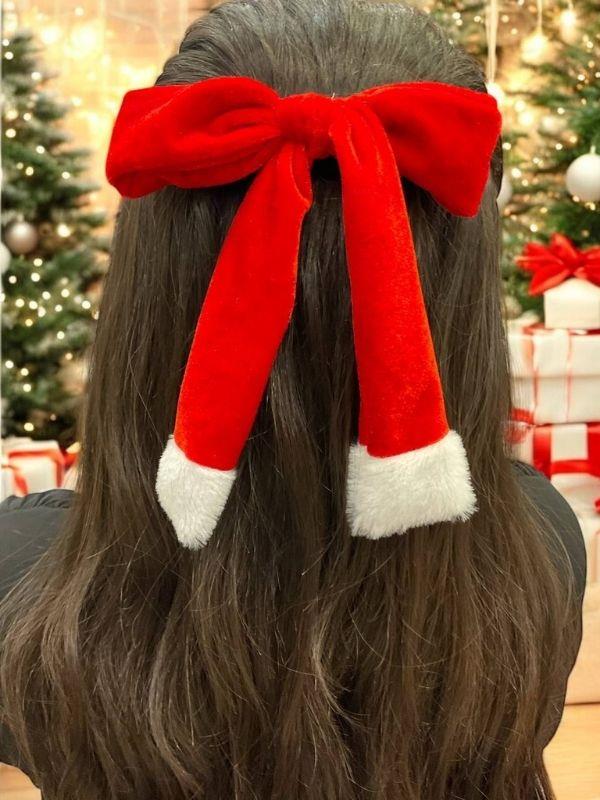 Kız Çocuk Yılbaşı Temalı Püsküllü Kadife Kumaş Sallantılı Fiyonk Toka