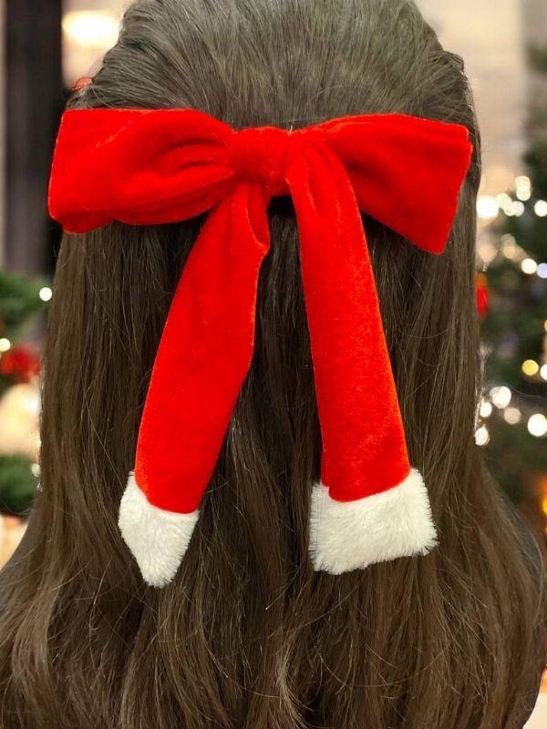 Kız Çocuk Yılbaşı Temalı Püsküllü Kadife Kumaş Sallantılı Fiyonk Toka