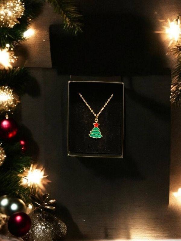 Yılbaşı Temalı Çam Ağacı Charmlı Kutulu Tasarım Kolye