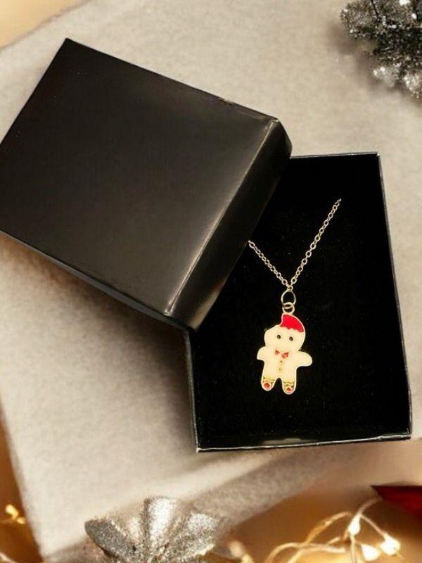 Yılbaşı Temalı Kurabiye Adam Charmlı Kutulu Tasarım Kolye