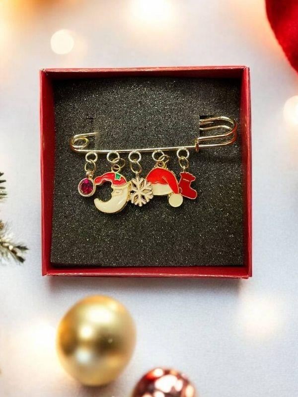 Yılbaşı Temalı Tasarım Beşli Noel Charmlı Kutulu Yaka İğnesi