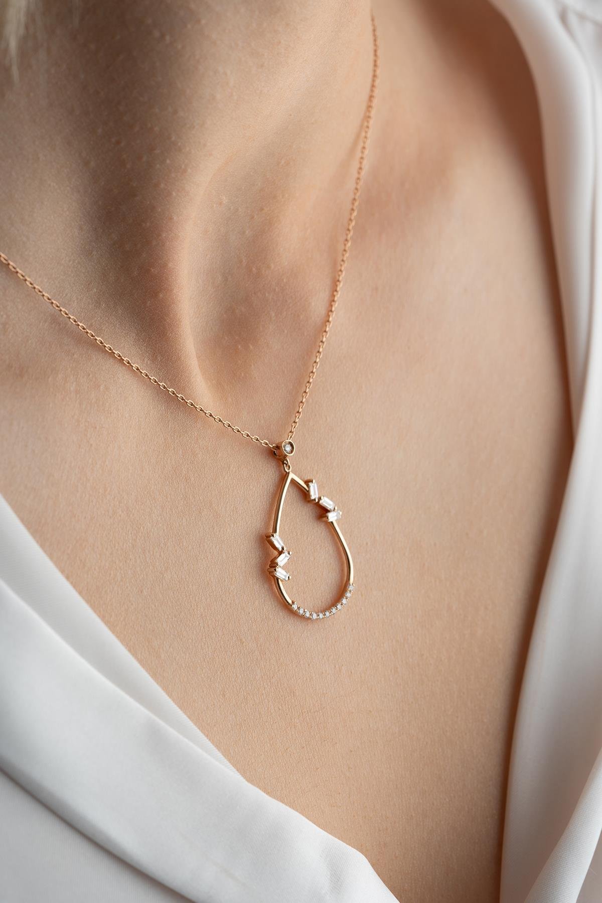 14 Ayar Altın 0.39 Ct Pırlantalı Rose Gold Damla Model Kolye