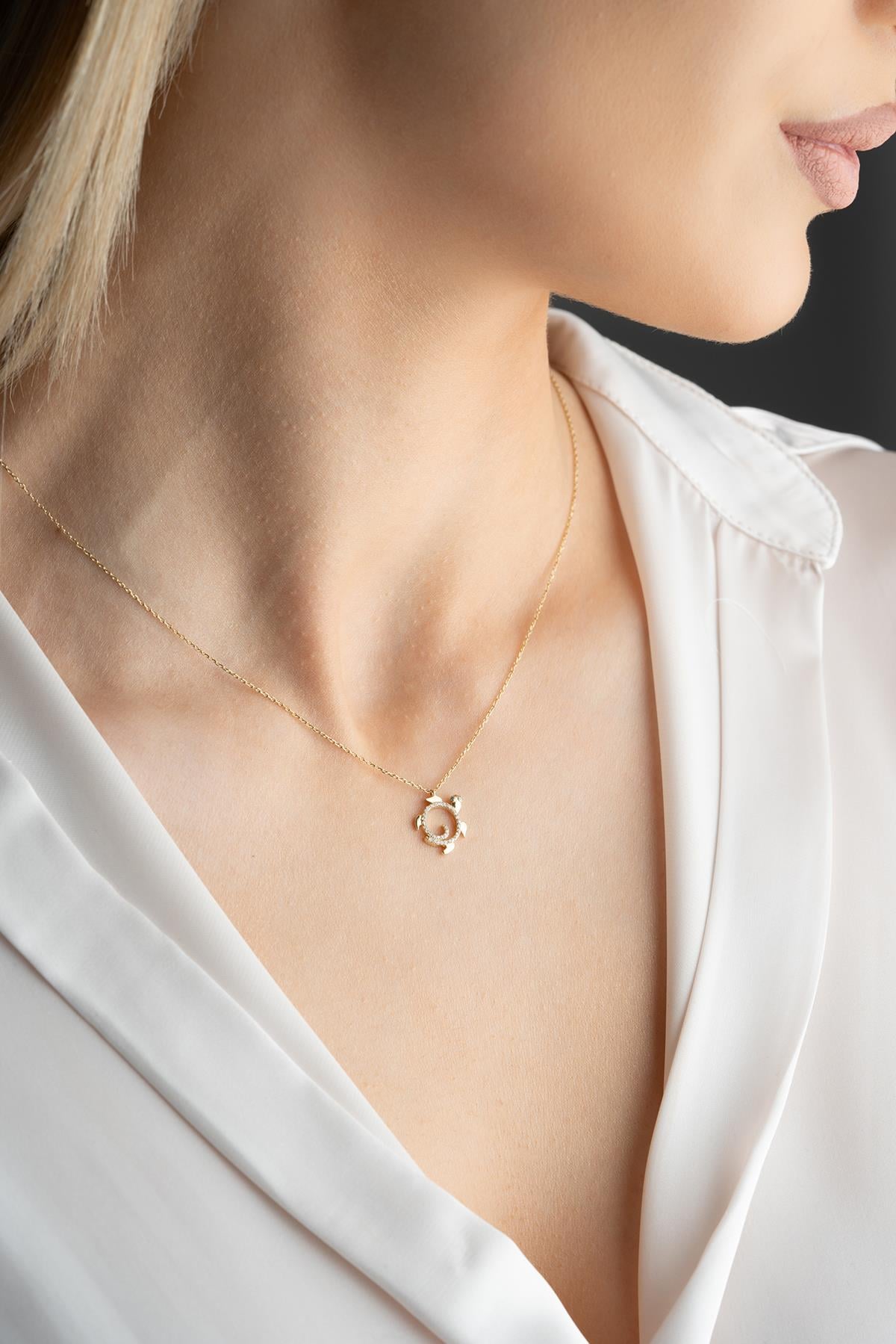 14 Ayar Altın 0.10 Ct Pırlantalı Kaplumbağa Model Kolye