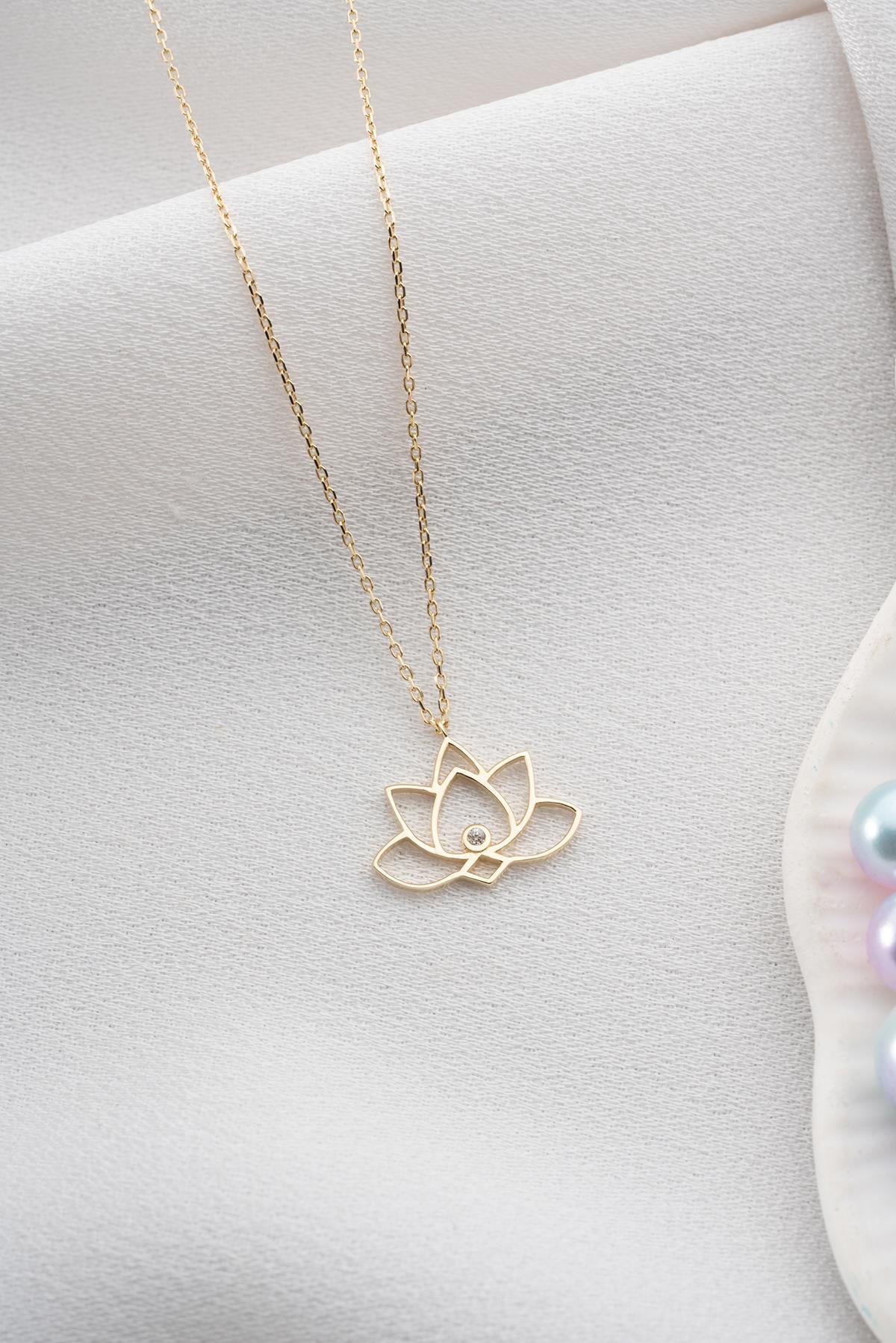 14 Ayar Altın 0.02 Ct Pırlantalı Lotus Çiçeği Model Kolye