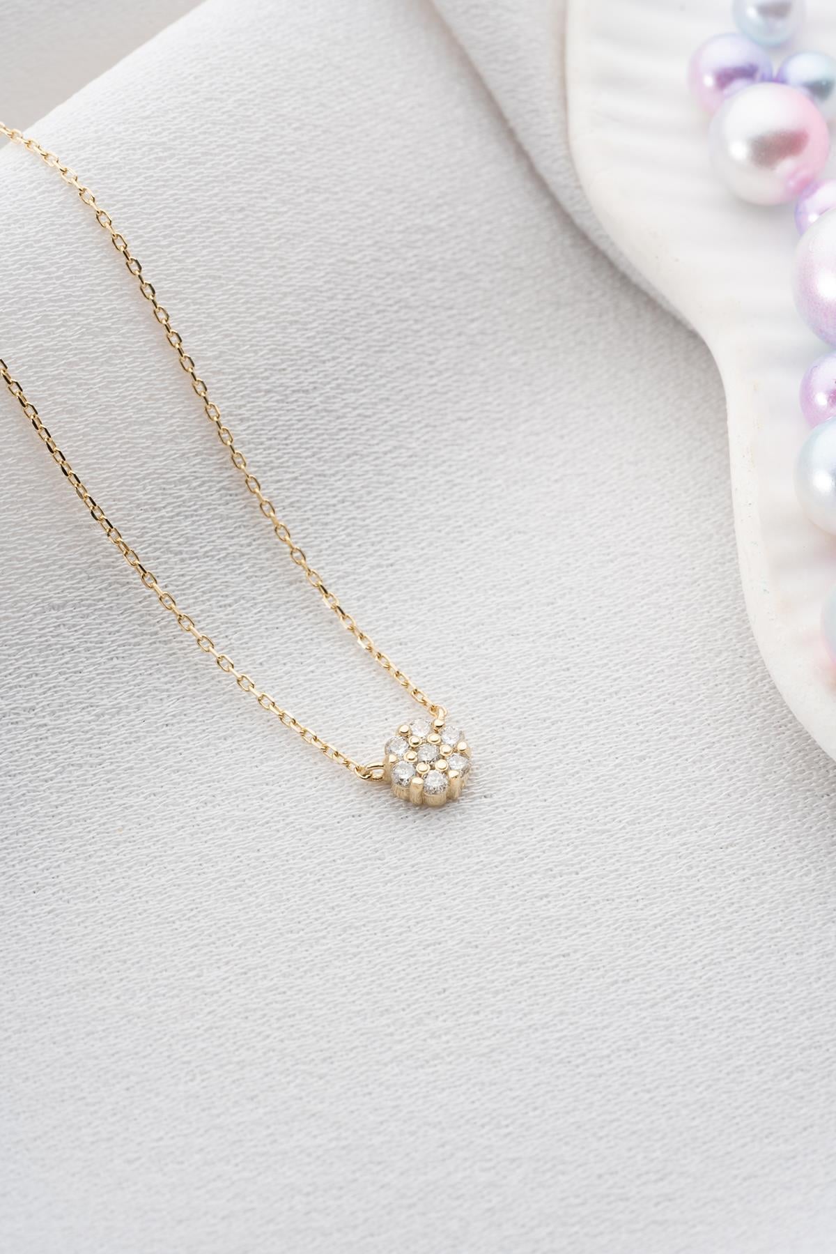 14 Ayar Altın 0.15 Ct Pırlantalı  Minimal Kır Çiçeği Model Kolye
