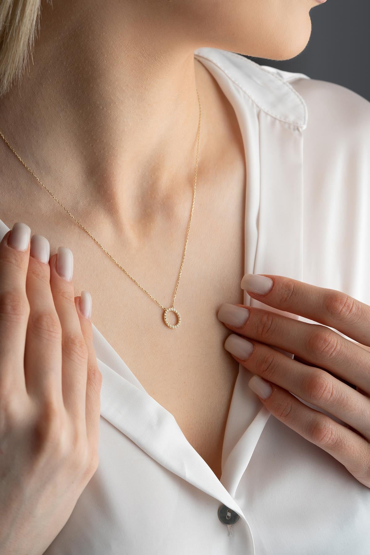 14 Ayar Altın 0.15 Ct Pırlantalı Daire Model Kolye
