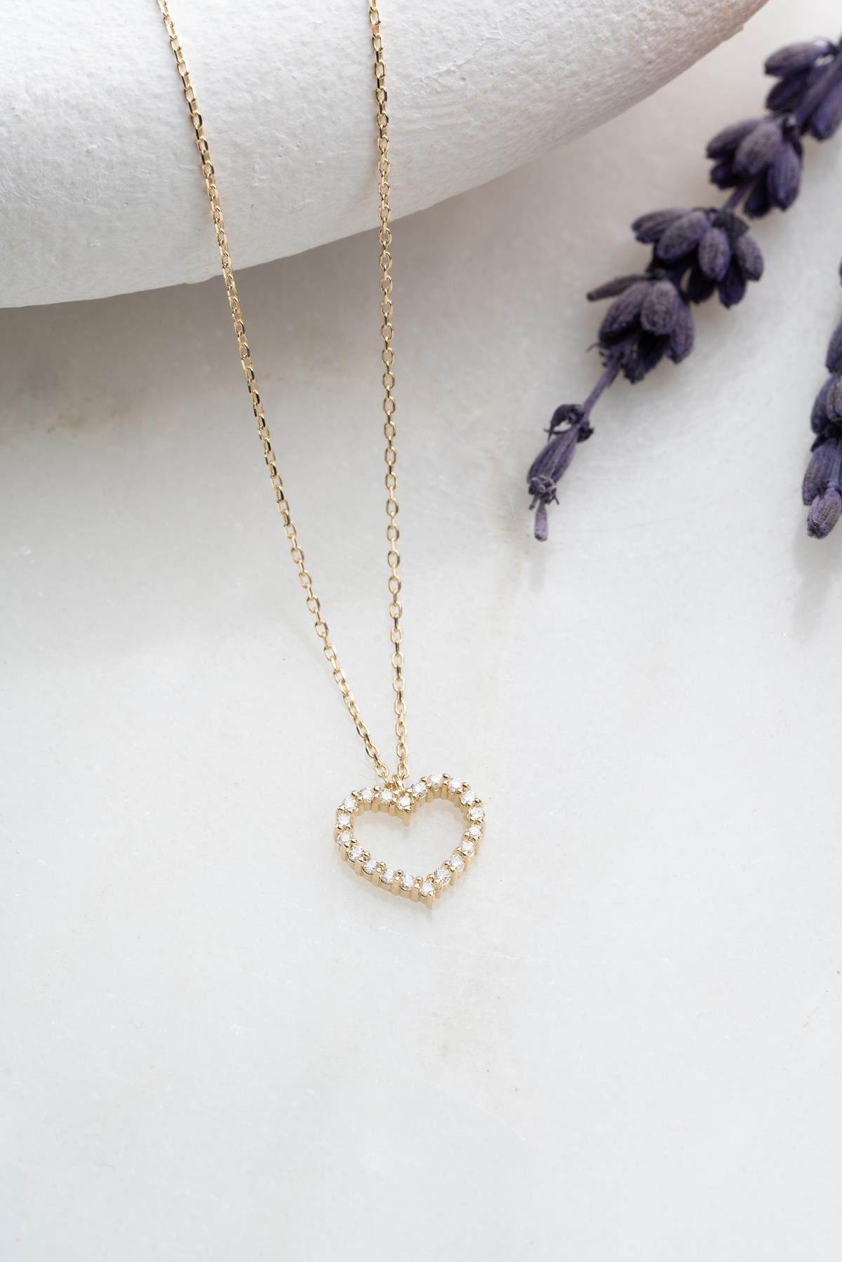 14 Ayar Altın 0.15 Ct Pırlantalı Kalp Model Kolye