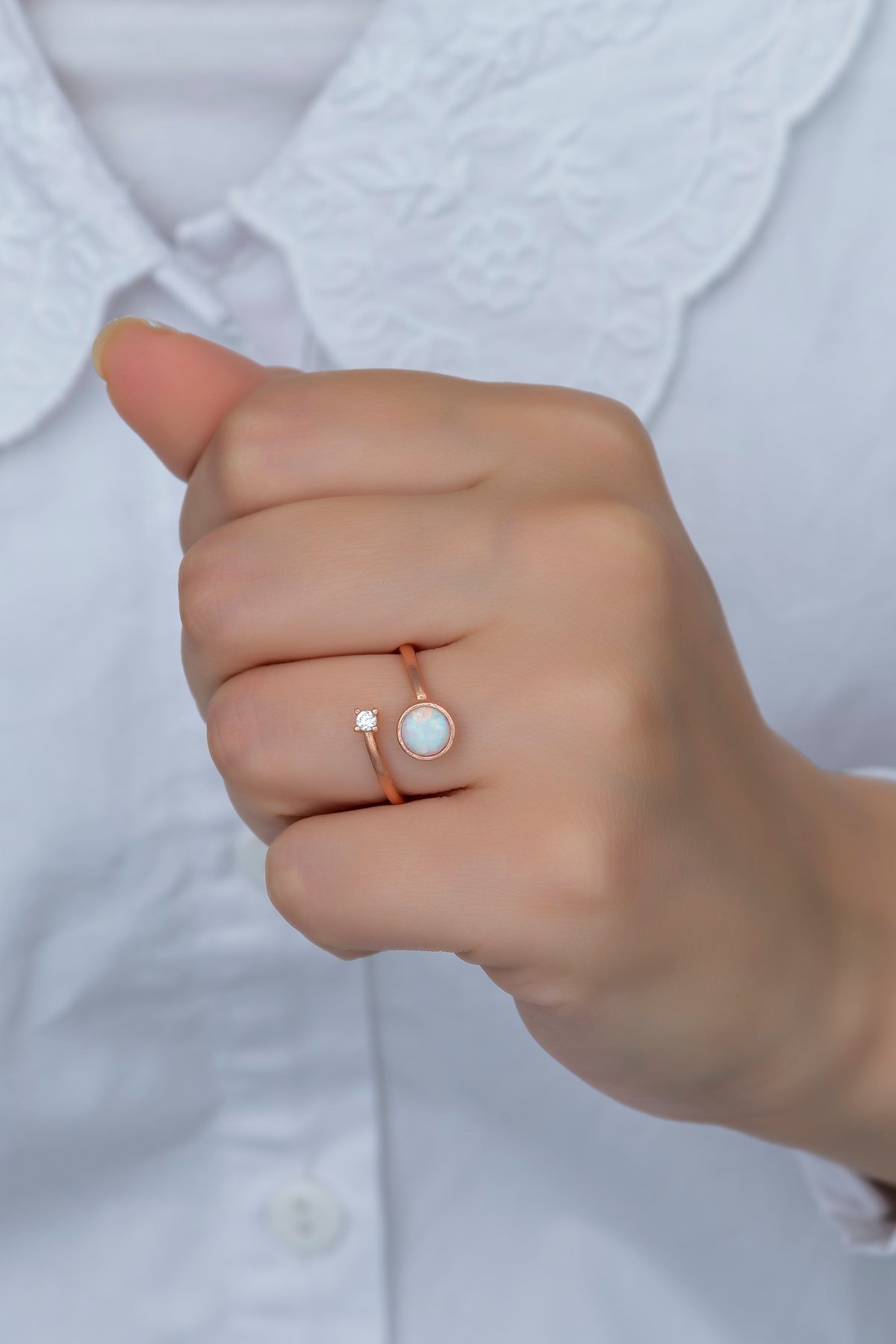925 Ayar Ayarlanabilir Tektaş Beyaz Opal Taşlı Gümüş Yüzük