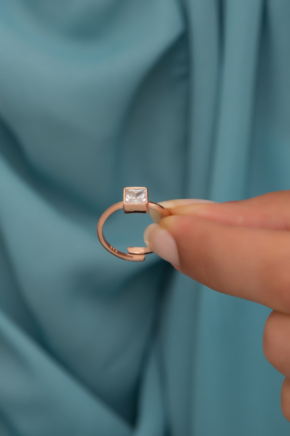 925 Ayar Ayarlanabilir Zirkon Kare Tektaş Gümüş Yüzük