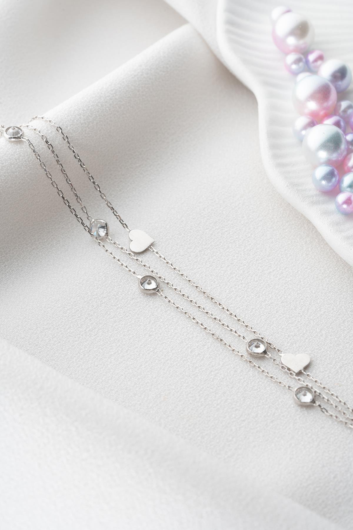 925 Ayar Gümüş 3 Sıra Zincir Zirkon Taşlı Kalp Bileklik