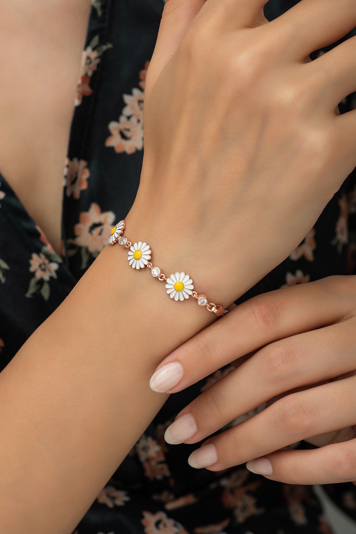 925 Ayar Gümüş 3'Lü Minik Papatya  Kadın Gümüş Bileklik