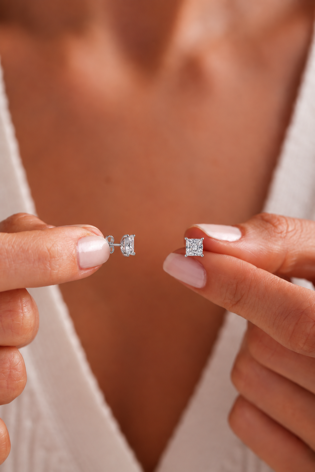 925 Ayar Gümüş 4 mm Kare Star Kesim Minimal Tektaş Küpe