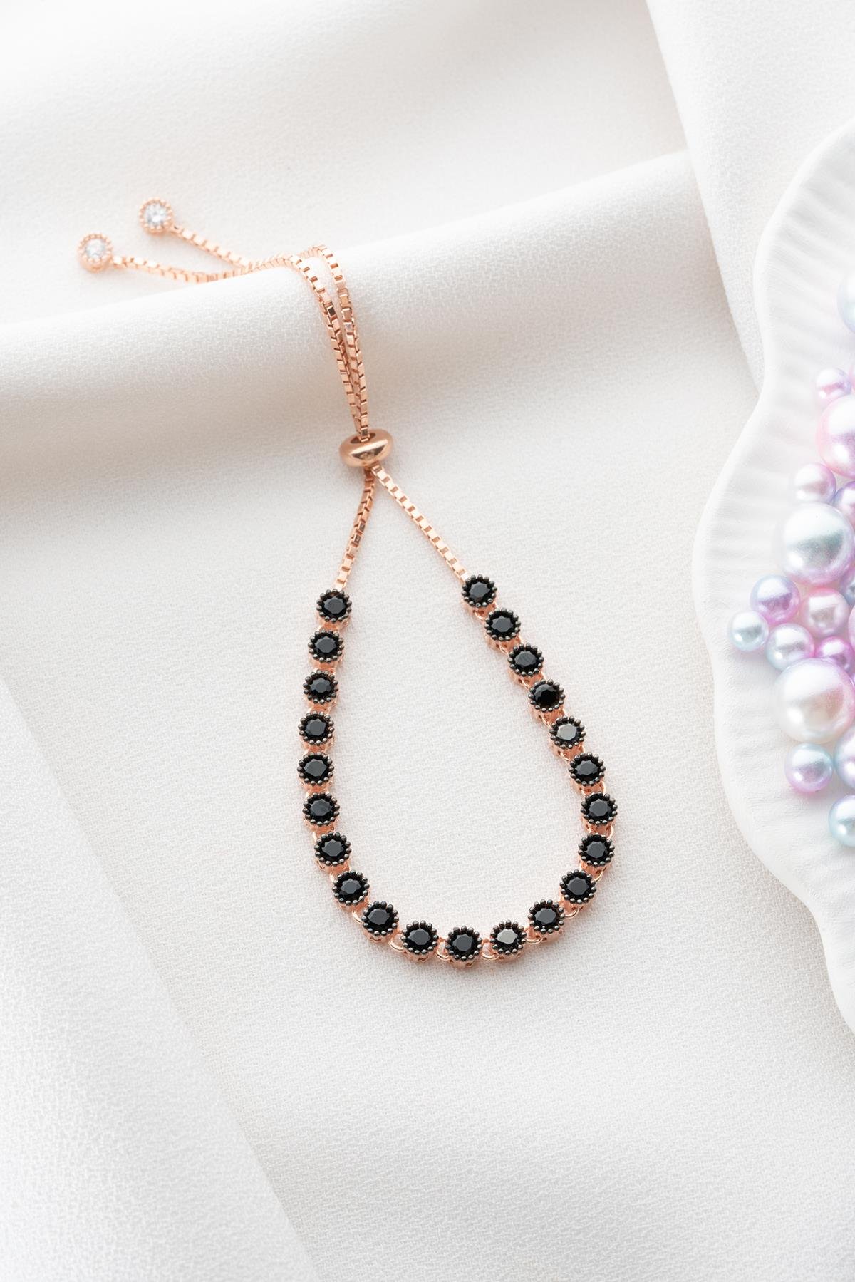 925 Ayar Gümüş Asansörlü Sıralı Siyah Zirkon Taşlı Bileklik 