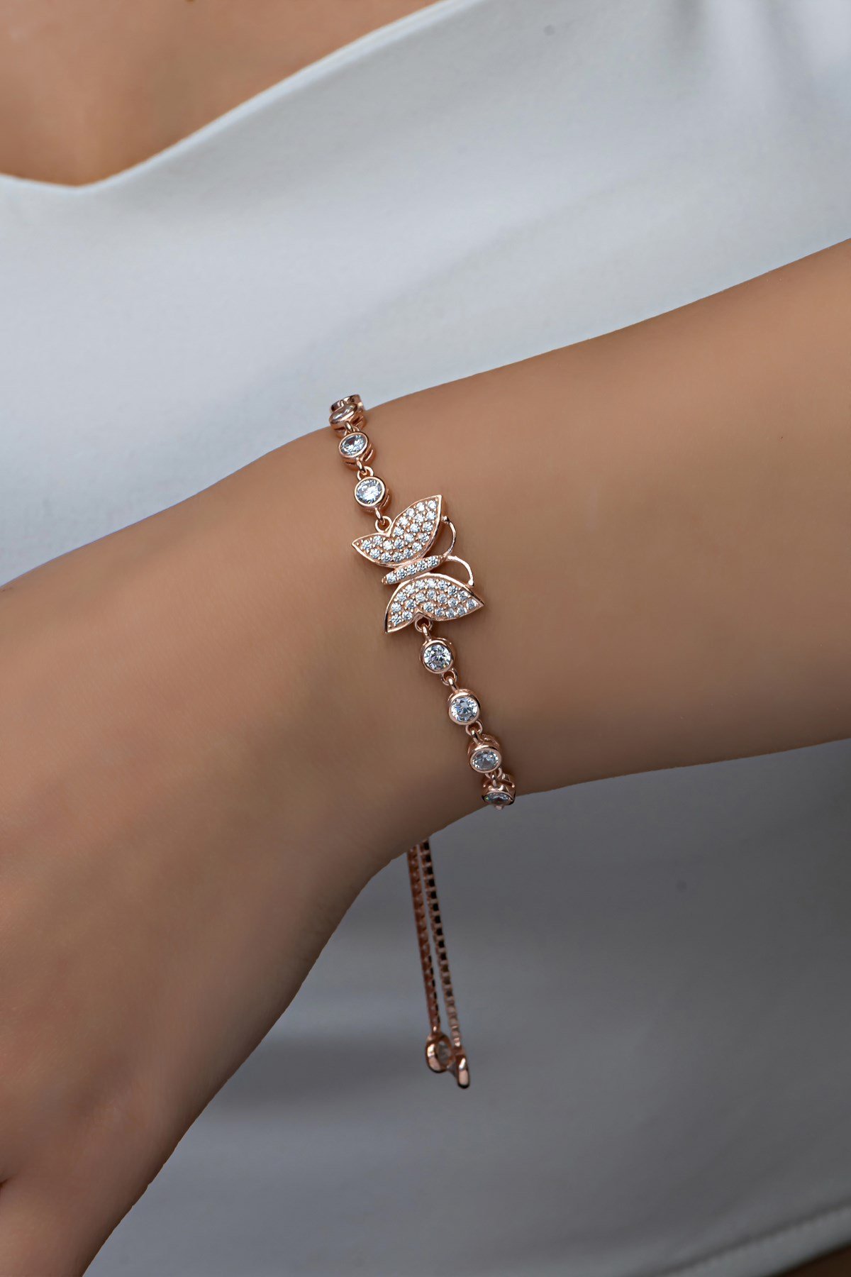 925 Ayar Gümüş Ayarlanabilir Asansörlü Kelebek Detaylı Bileklik