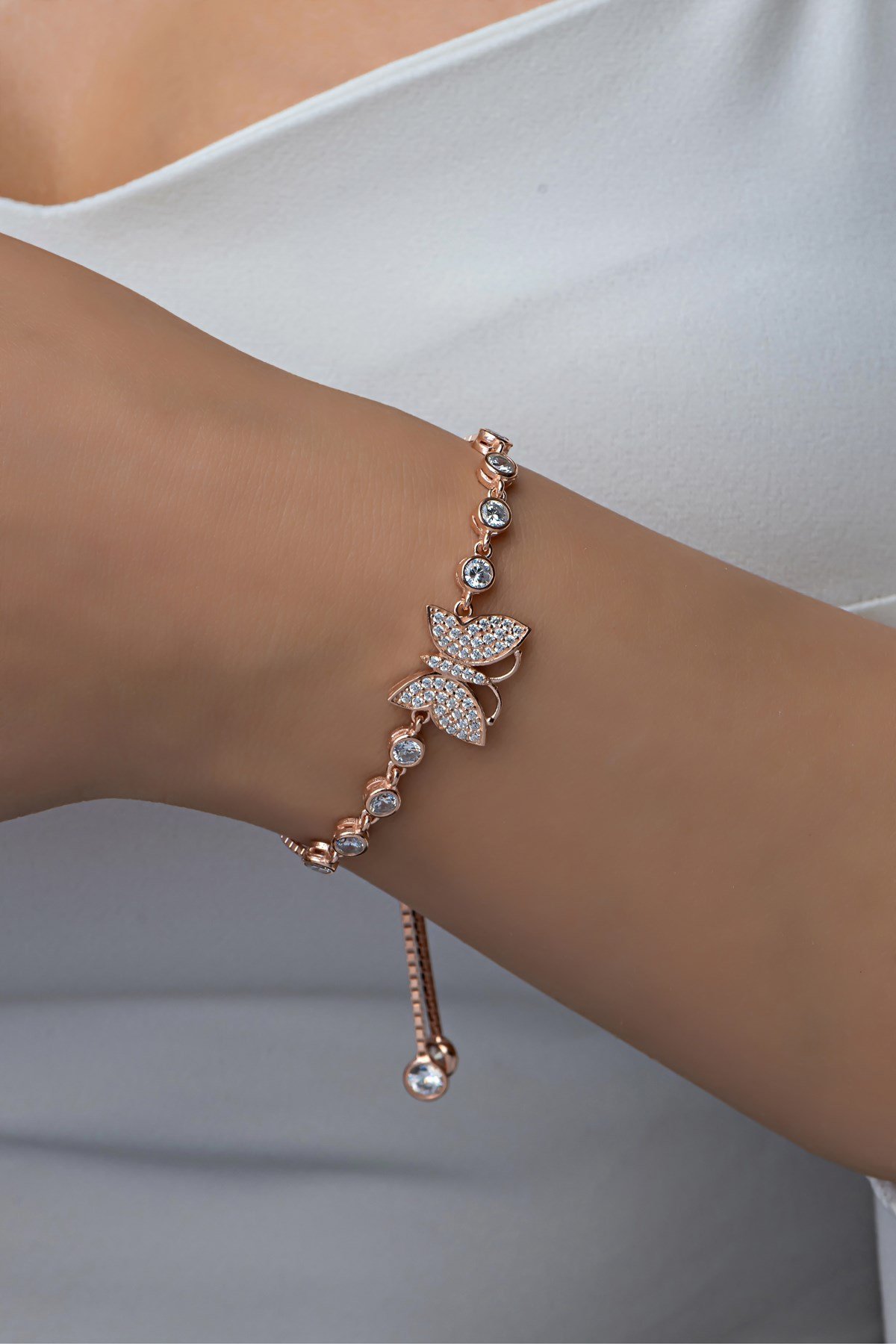 925 Ayar Gümüş Ayarlanabilir Asansörlü Kelebek Detaylı Bileklik