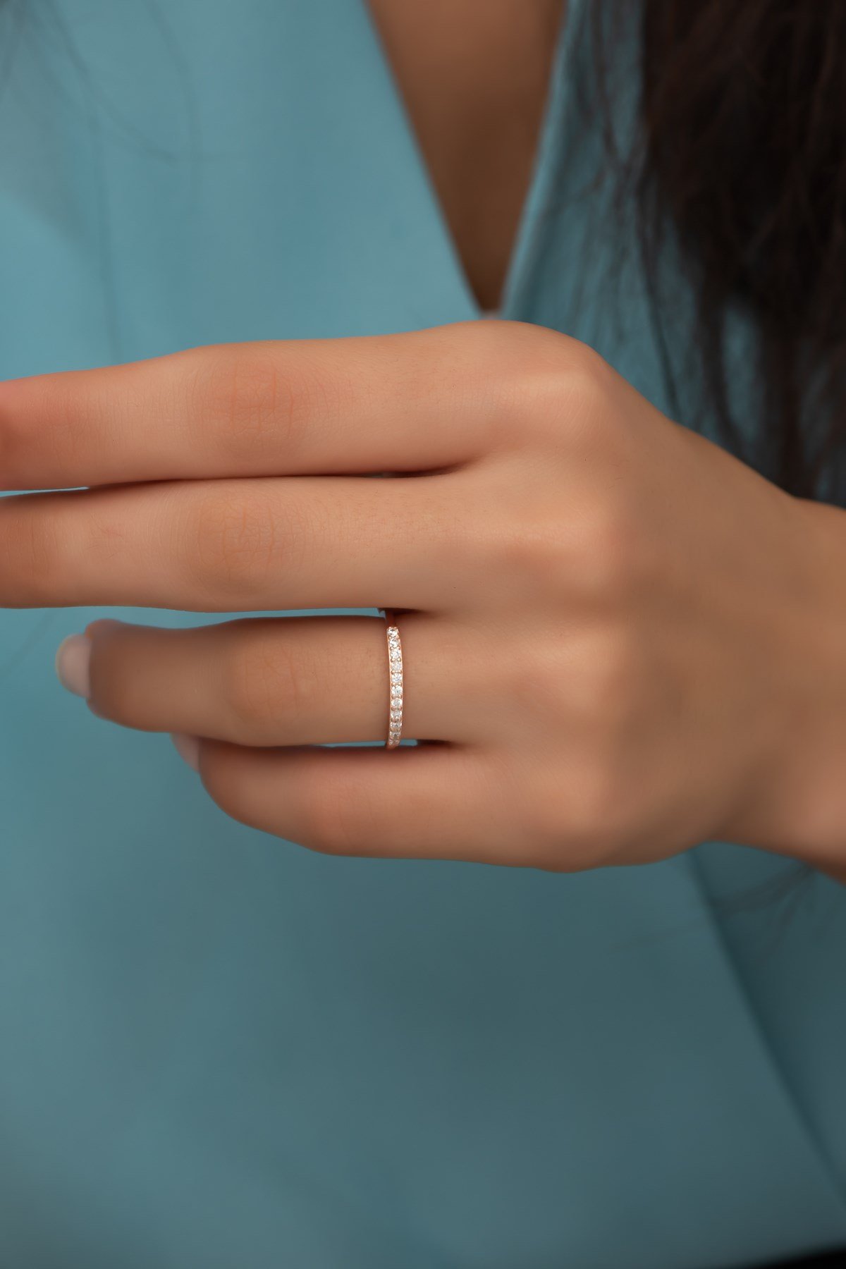 925 Ayar Gümüş Ayarlanabilir Minimal Zirkon Taşlı Tek Sıra Yüzük