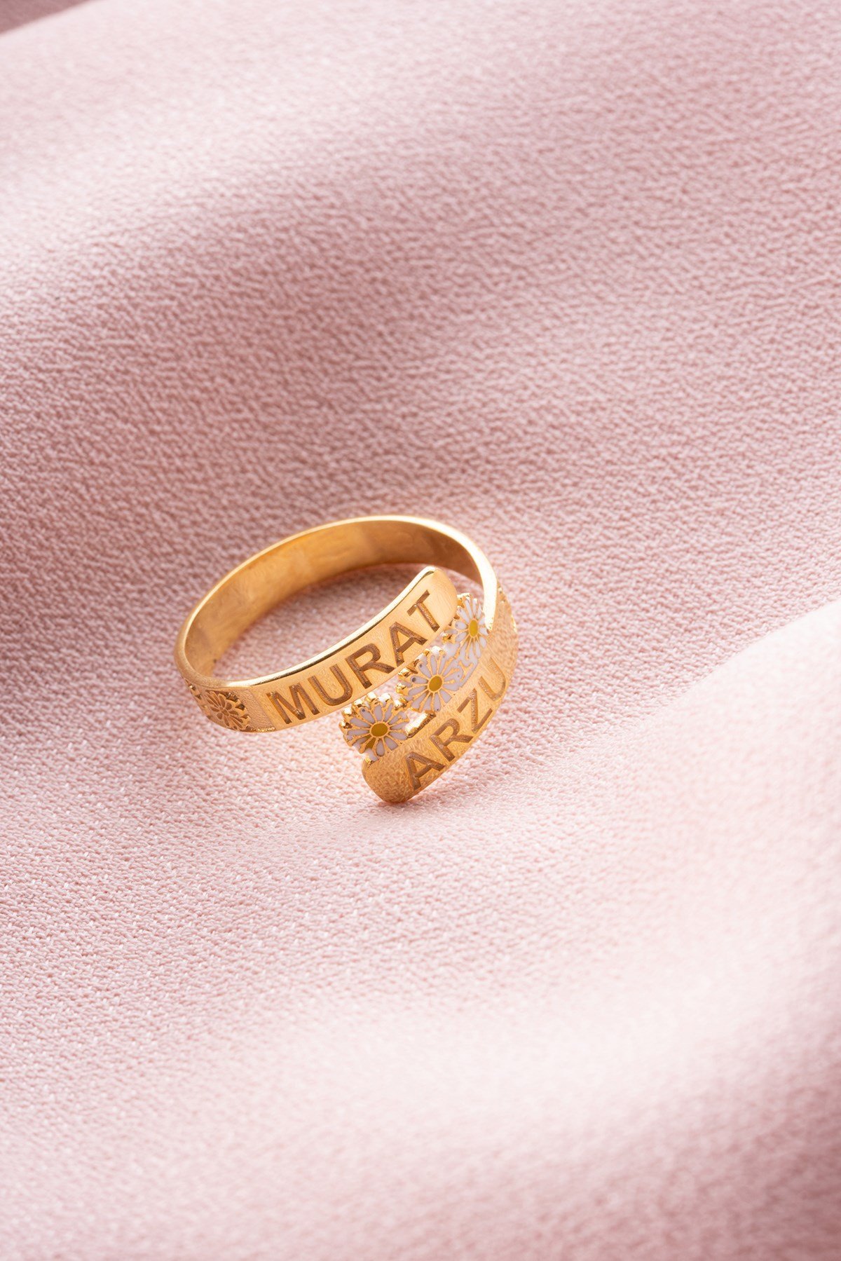 925 Ayar Gümüş Ayarlanabilir Ölçü Papatya Detaylı İsimli Yüzük