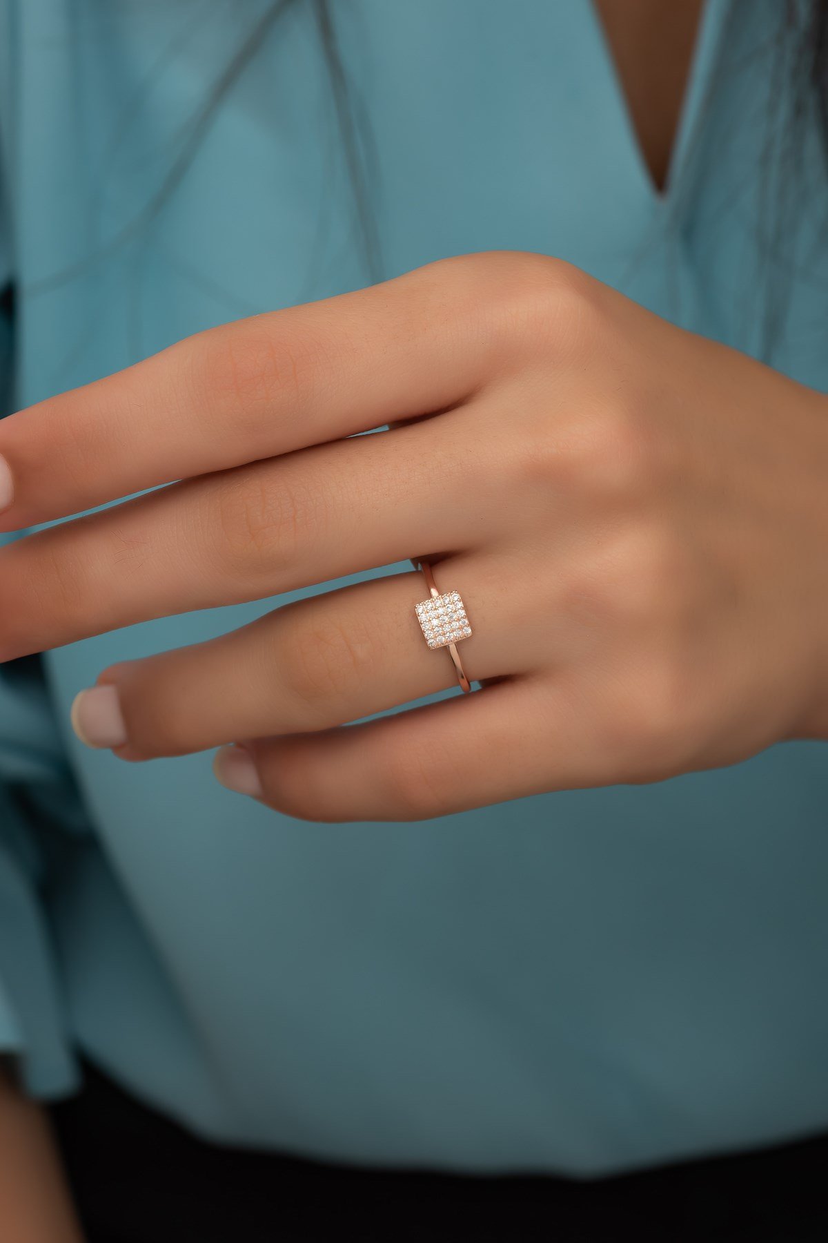 925 Ayar Gümüş Ayarlanabilir Zirkon Taşlı Kare Tasarım Yüzük