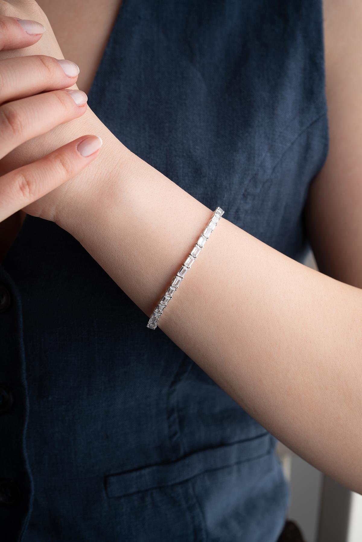 925 Ayar Gümüş Baget Taşlı Suyolu Bileklik 