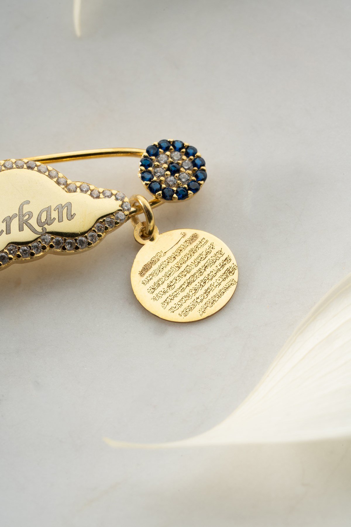 925 Ayar Gümüş Bulut Model Mavi Ayaklı Ayetel Kürsi İsimli Bebek İğnesi