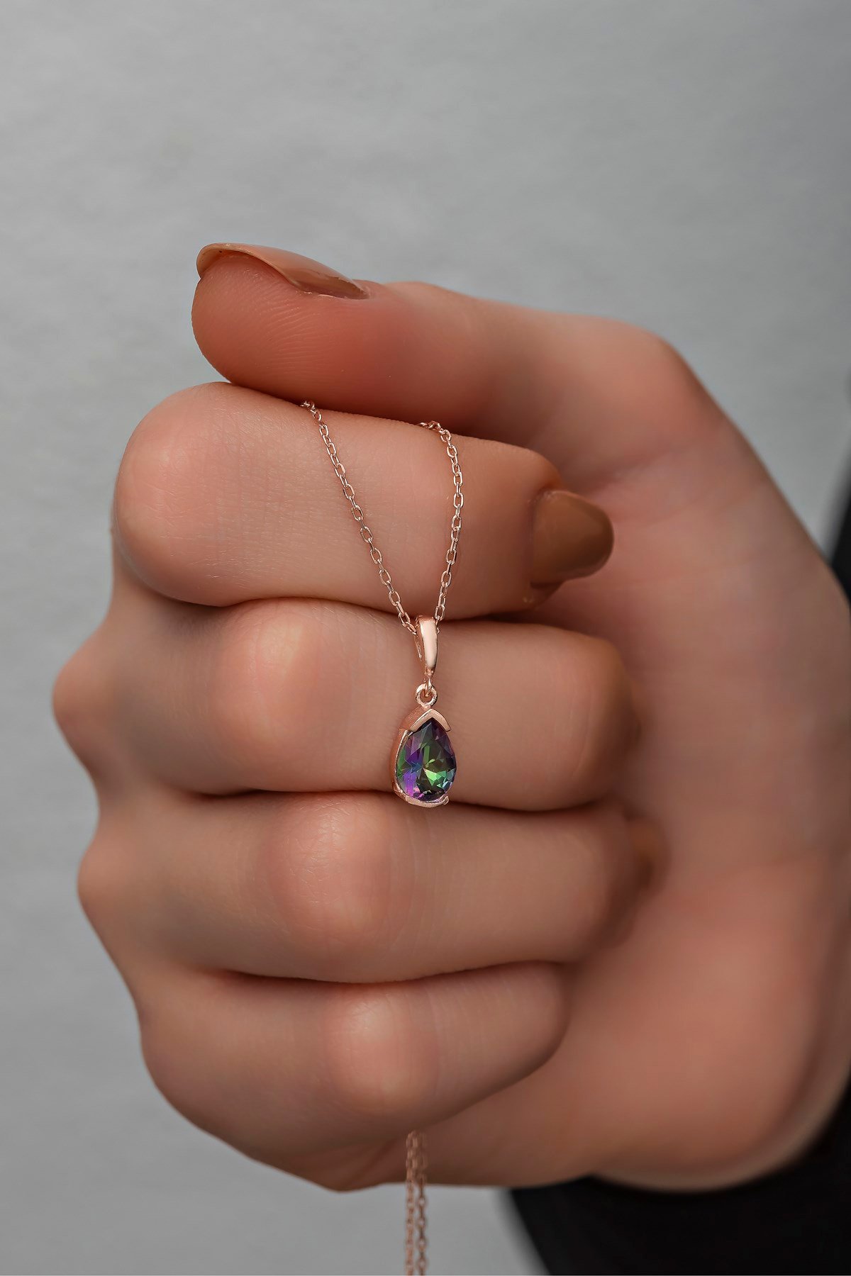 925 Ayar Gümüş Damla Mistik Topaz Taşlı Tektaş  Kolye