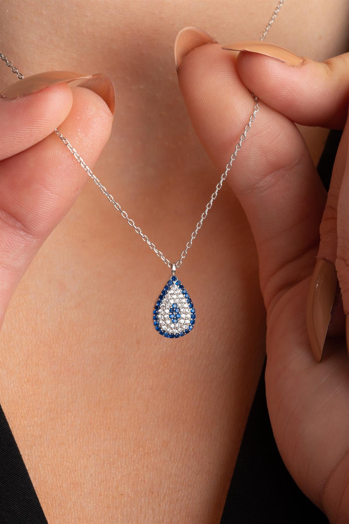 925 Ayar Gümüş Damla Nazar Tasarım Kolye