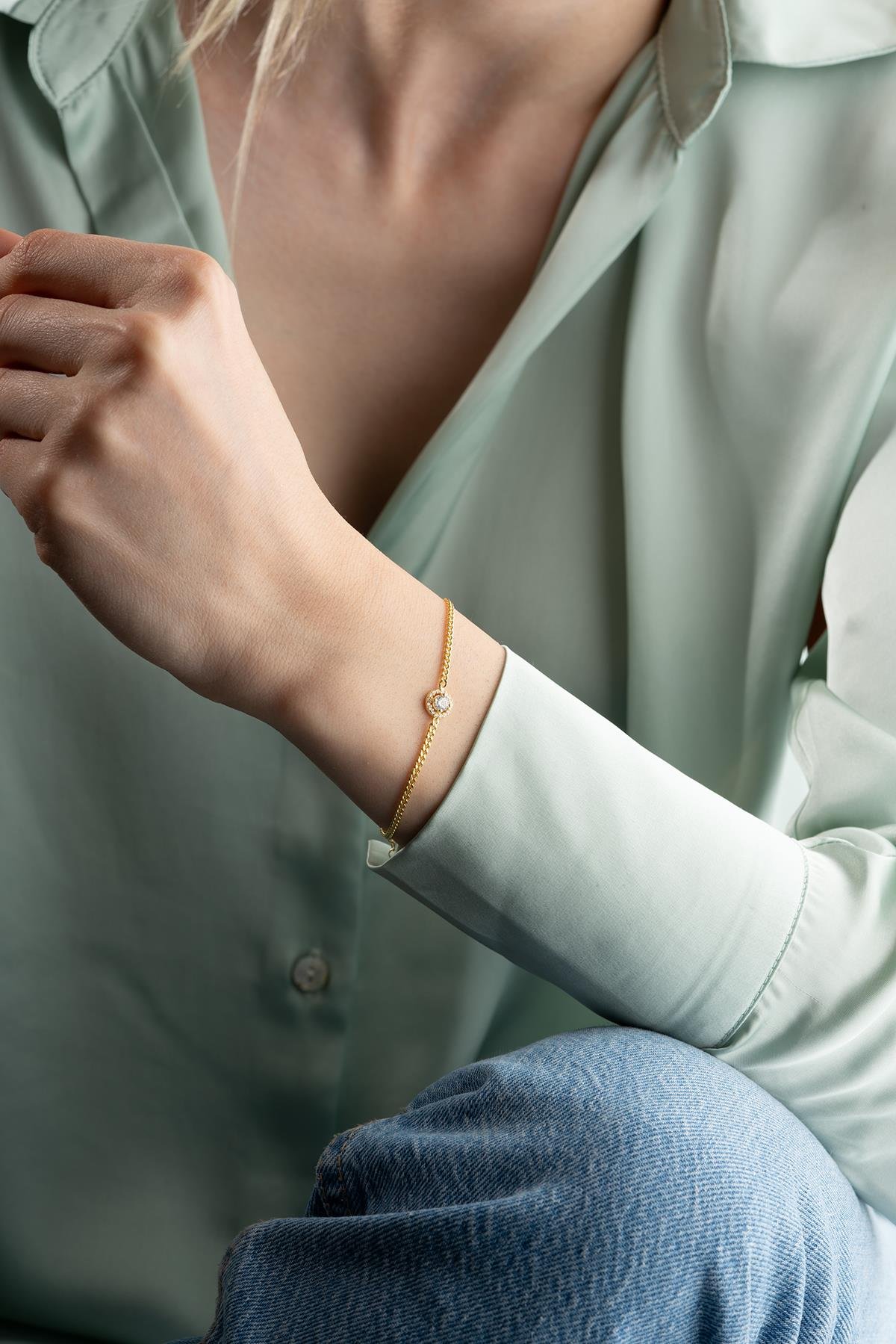 925 Ayar Gümüş Gold Gurmet Zincirli Elmas Montür Tektaş Bileklik