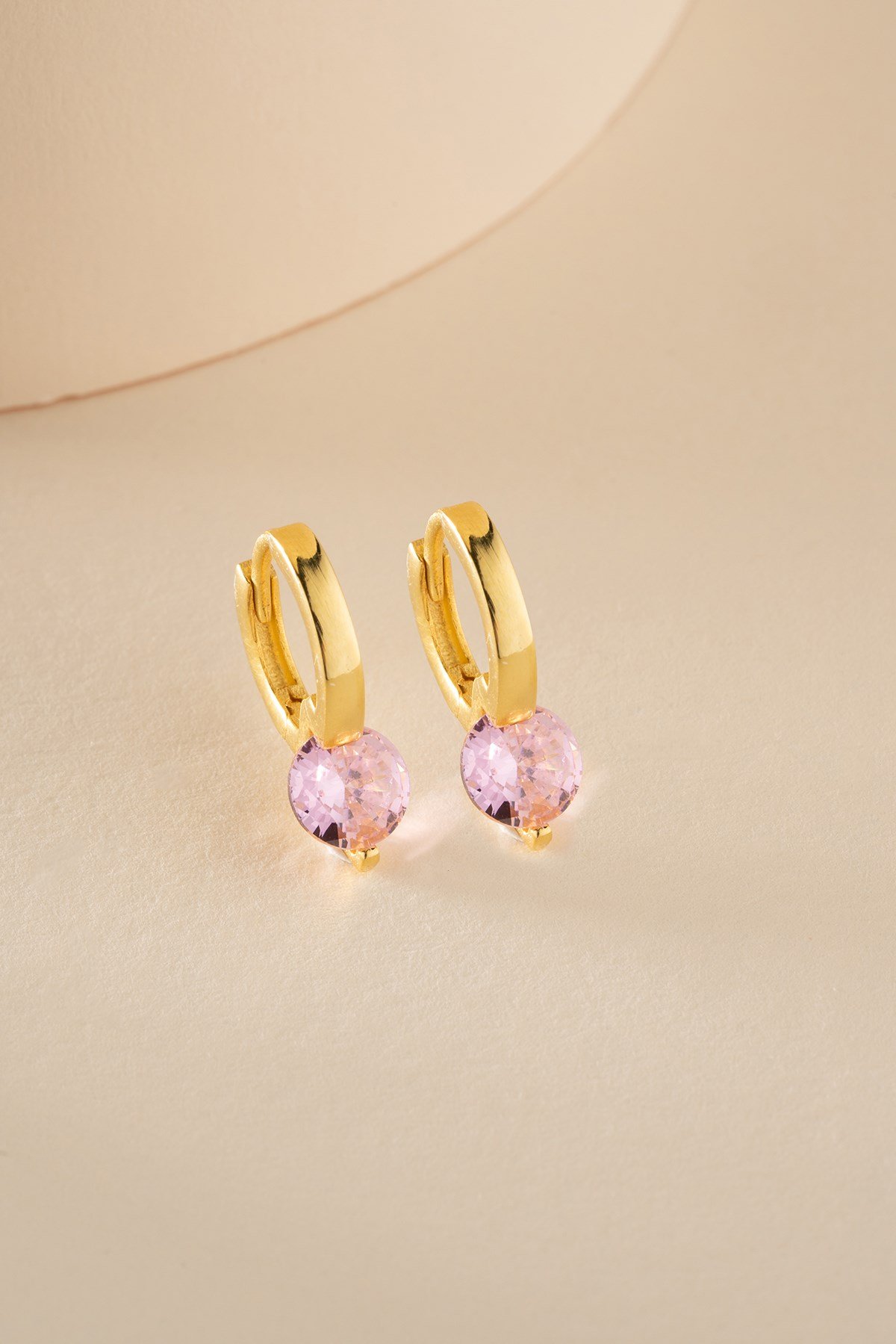 925 Ayar Gümüş Gold Kaplama 12 mm Pembe Taşlı Halka Küpe