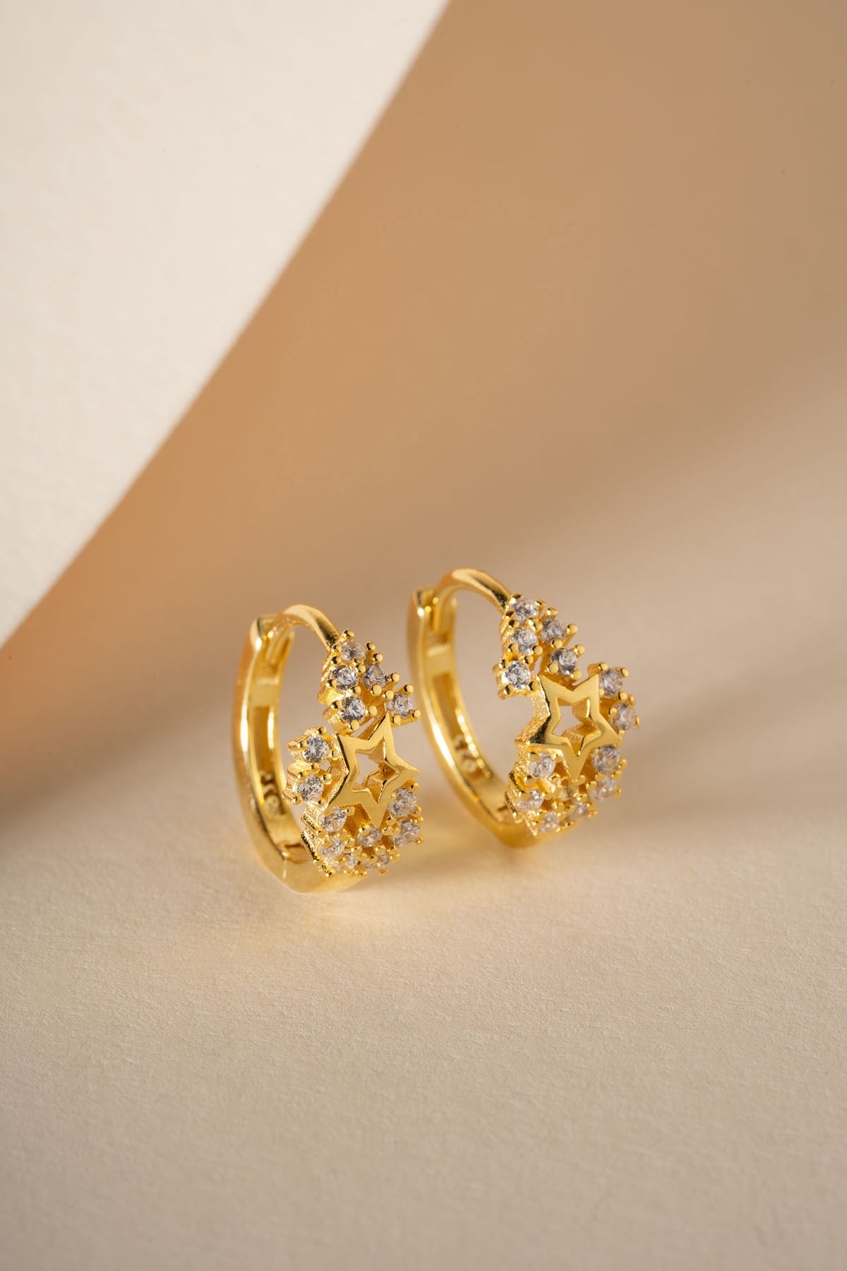 925 Ayar Gümüş Gold Kaplama 15 mm Işıltılı Yıldız Küpe
