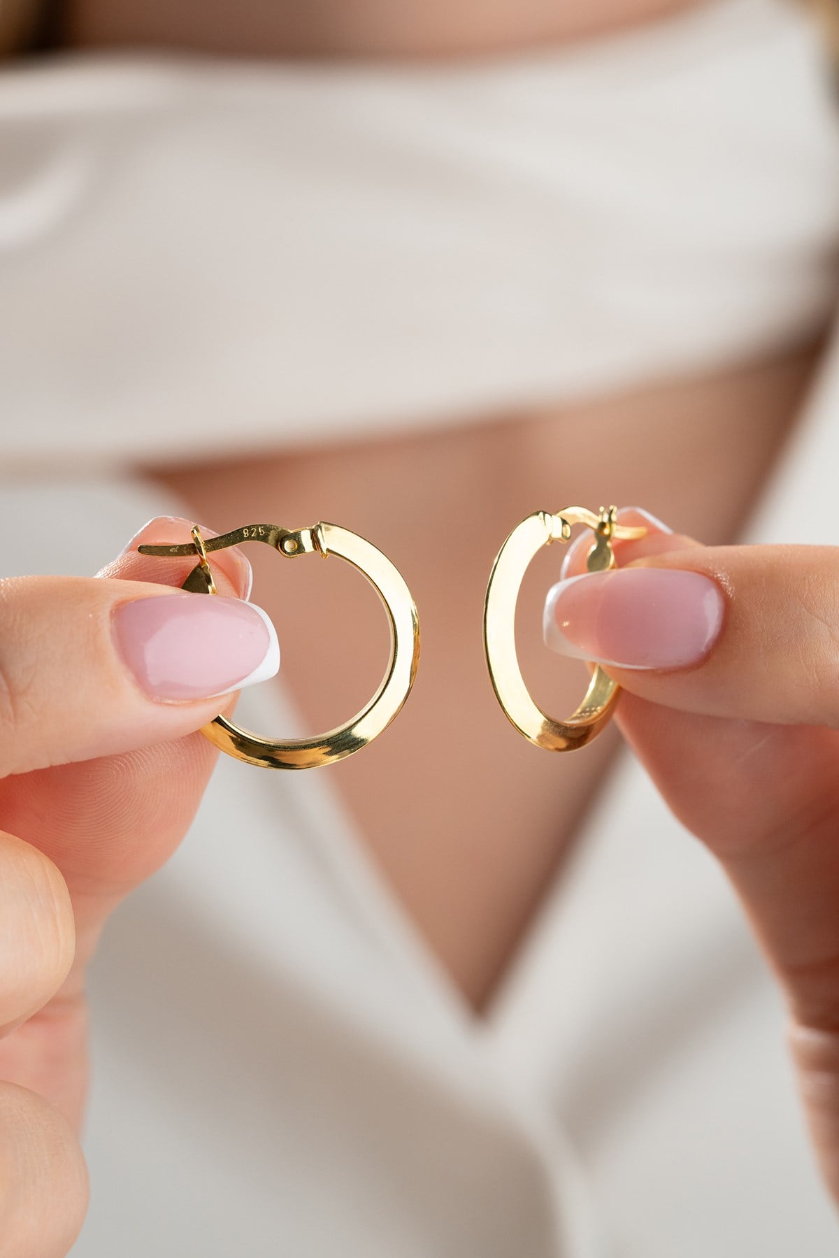 925 Ayar Gümüş Gold Kaplama 20 mm Halka Model Şarnel Halka Küpe