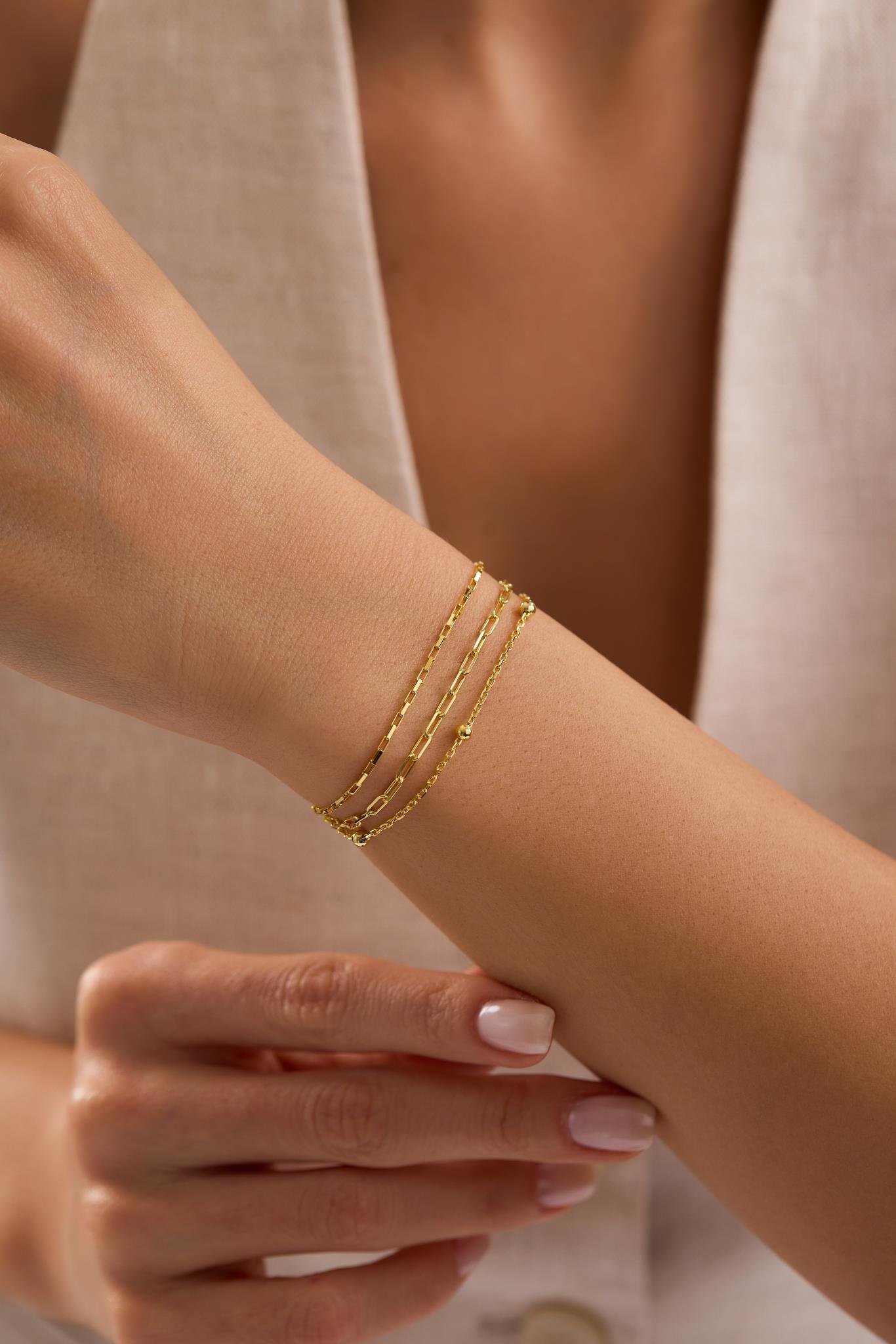 925 Ayar Gümüş Gold Kaplama 3 Sıra Zincirli Zarif Model Bileklik