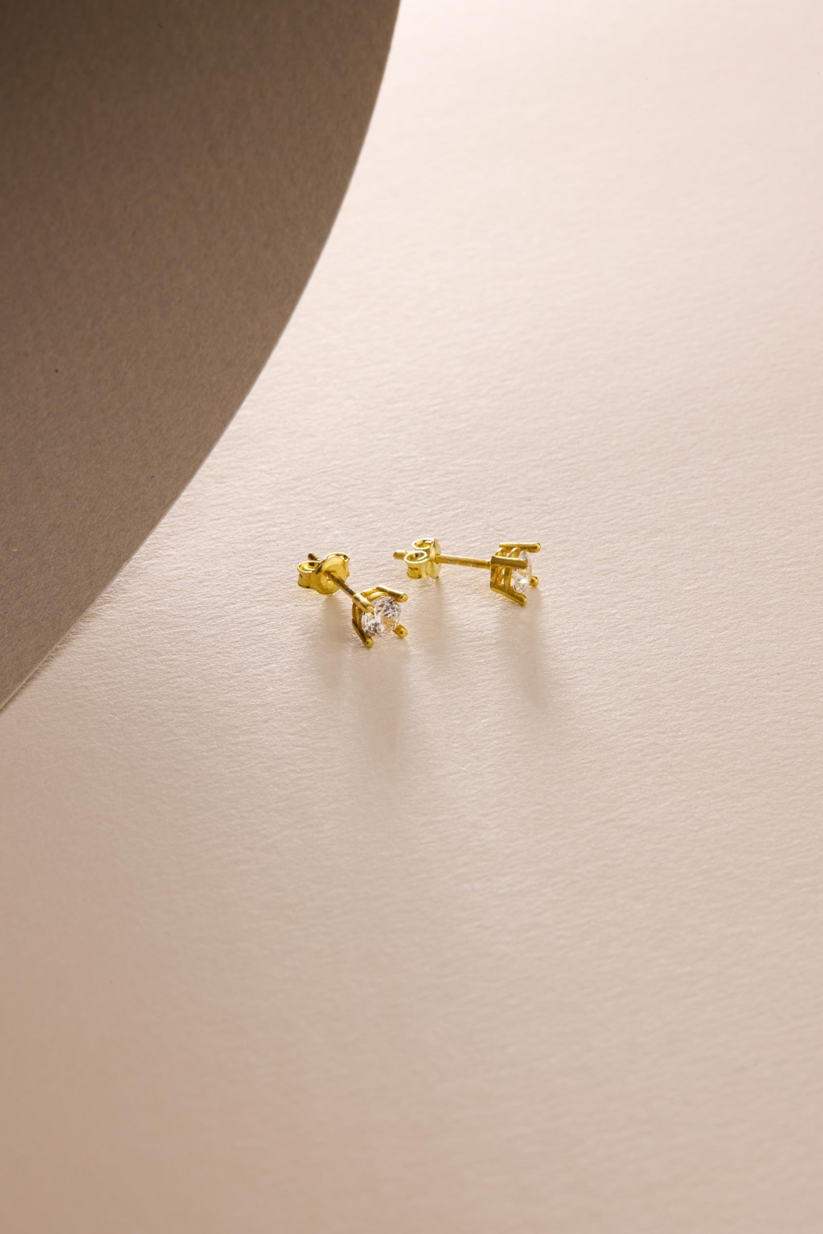 925 Ayar Gümüş Gold Kaplama 4 mm Pırlanta Montür Tektaş Küpe