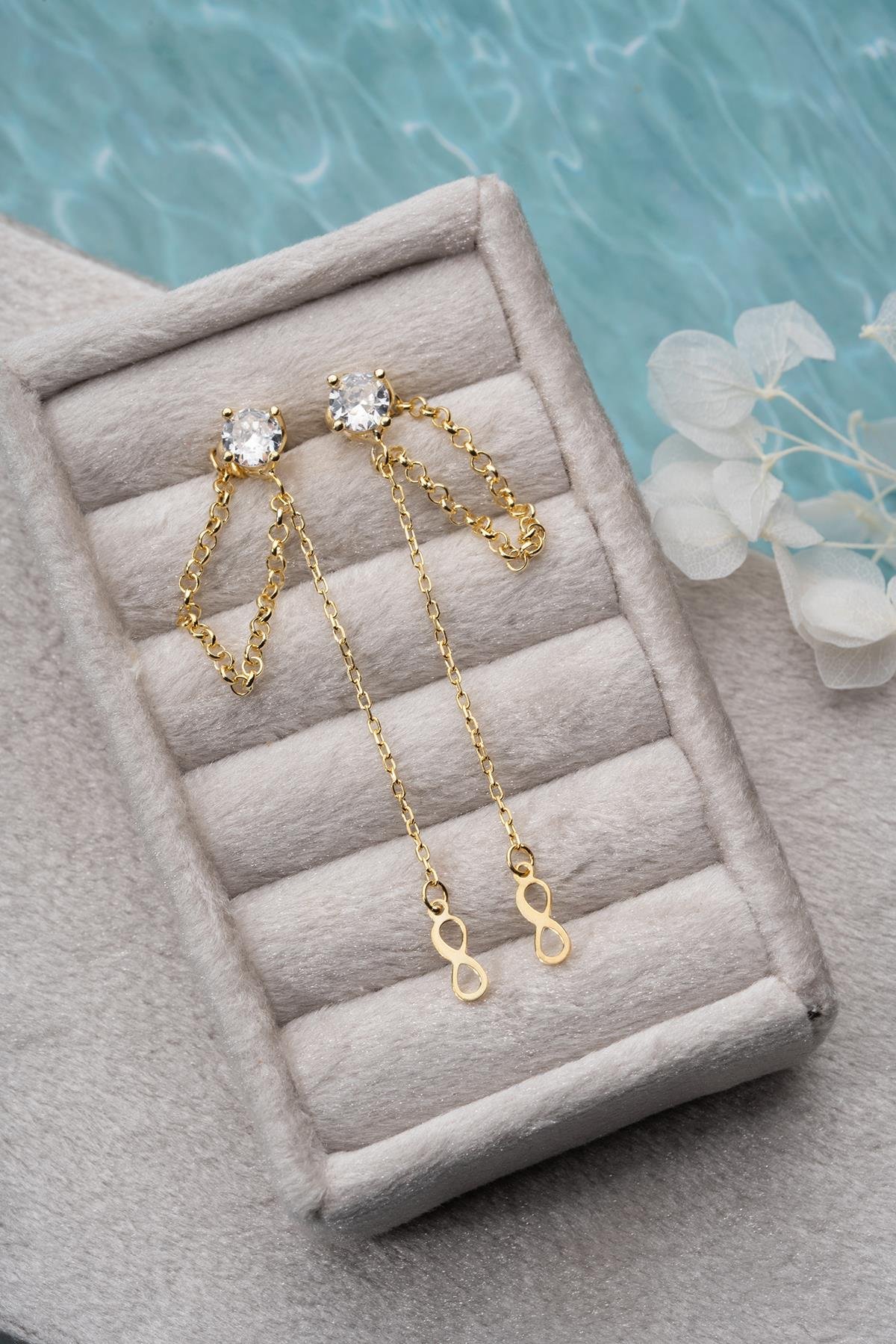 925 Ayar Gümüş Gold Kaplama 5 Mm Tektaş Sallantılı Zincir Sonsuzluk Model Küpe