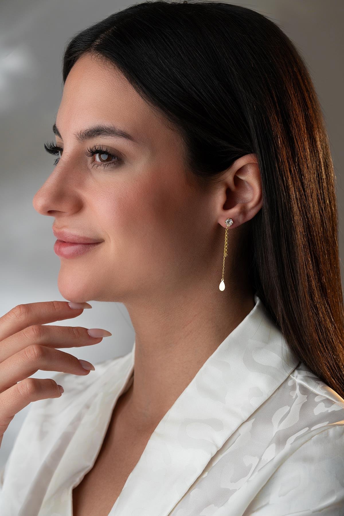 925 Ayar Gümüş Gold Kaplama 5 Mm Tektaş Sallantılı Zincir Sade Damla Model Küpe