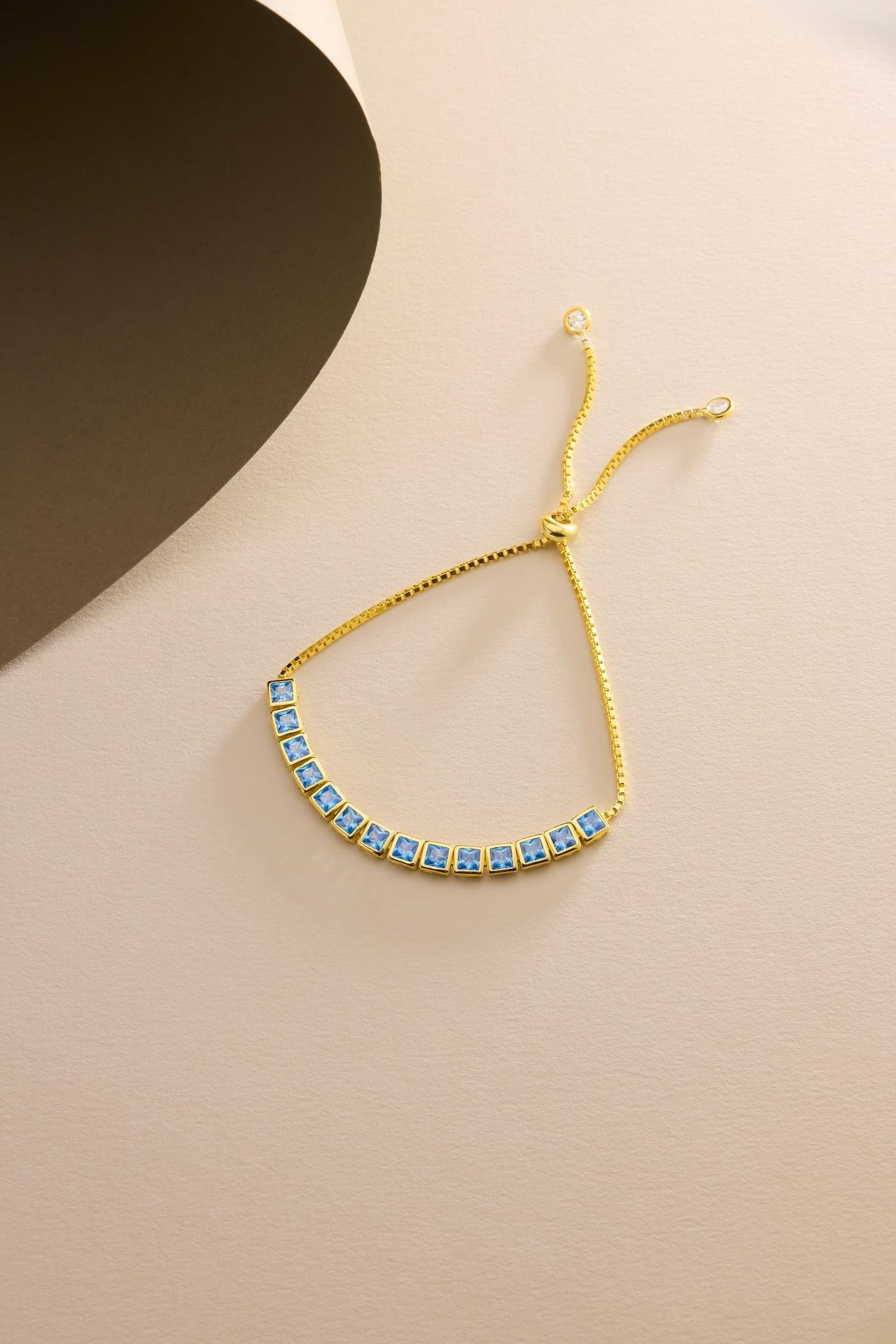 925 Ayar Gümüş Gold Kaplama Ayarlanabilir Asansörlü  Sıralı Kare Aquamarin Taşlı Bileklik