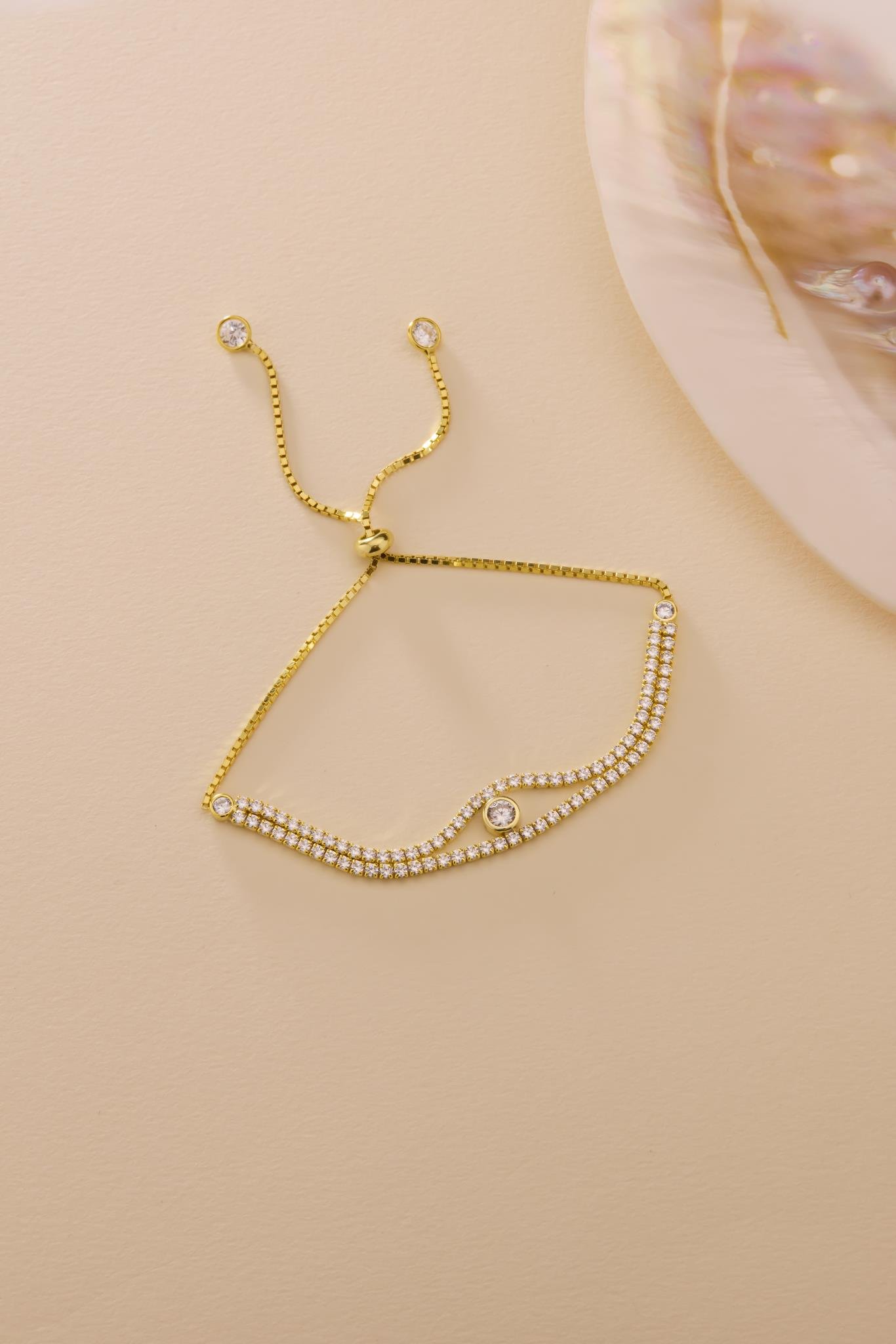 925 Ayar Gümüş Gold Kaplama Ayarlanabilir Asansörlü  Çift Sıra Su Yolu Tektaş Model Bileklik