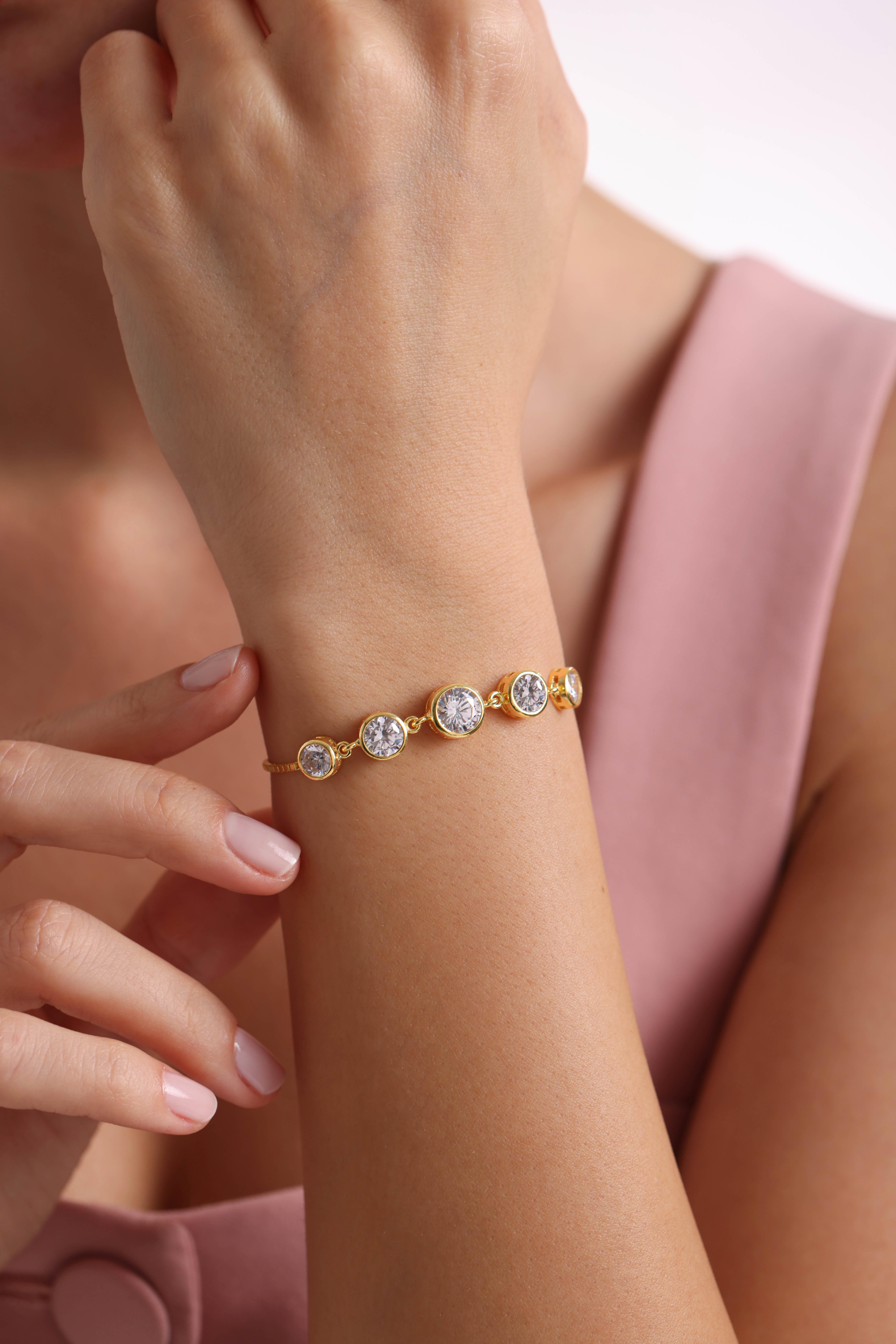 925 Ayar Gümüş Gold Kaplama Ayarlanabilir Asansörlü Beştaş Model Bileklik 