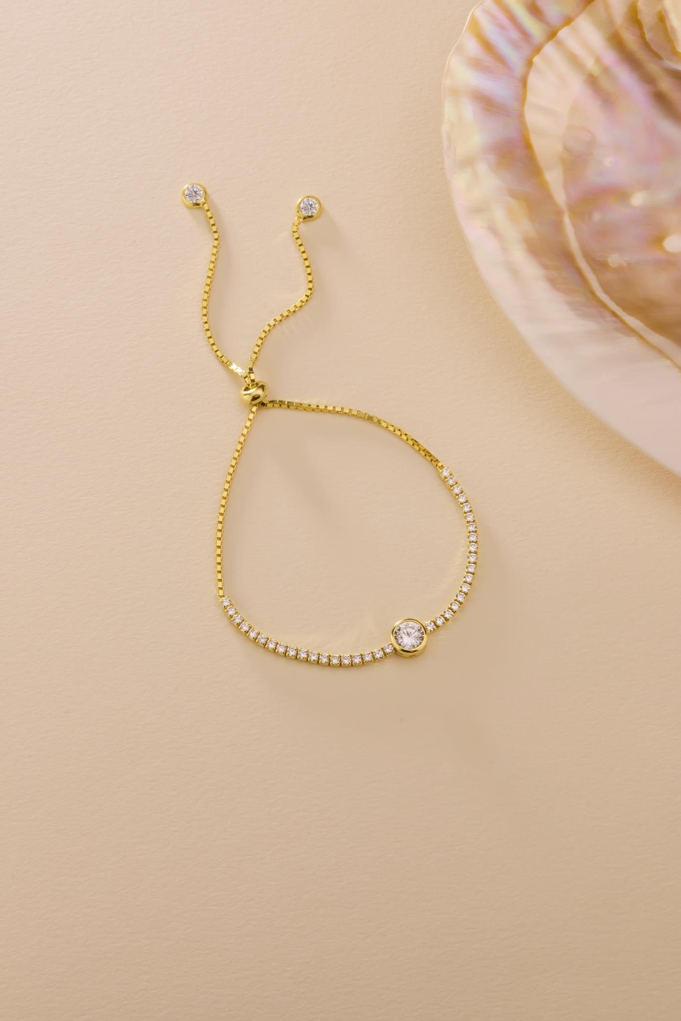 925 Ayar Gümüş Gold Kaplama Ayarlanabilir Asansörlü Su Yolu Orta Tektaş Model Bileklik