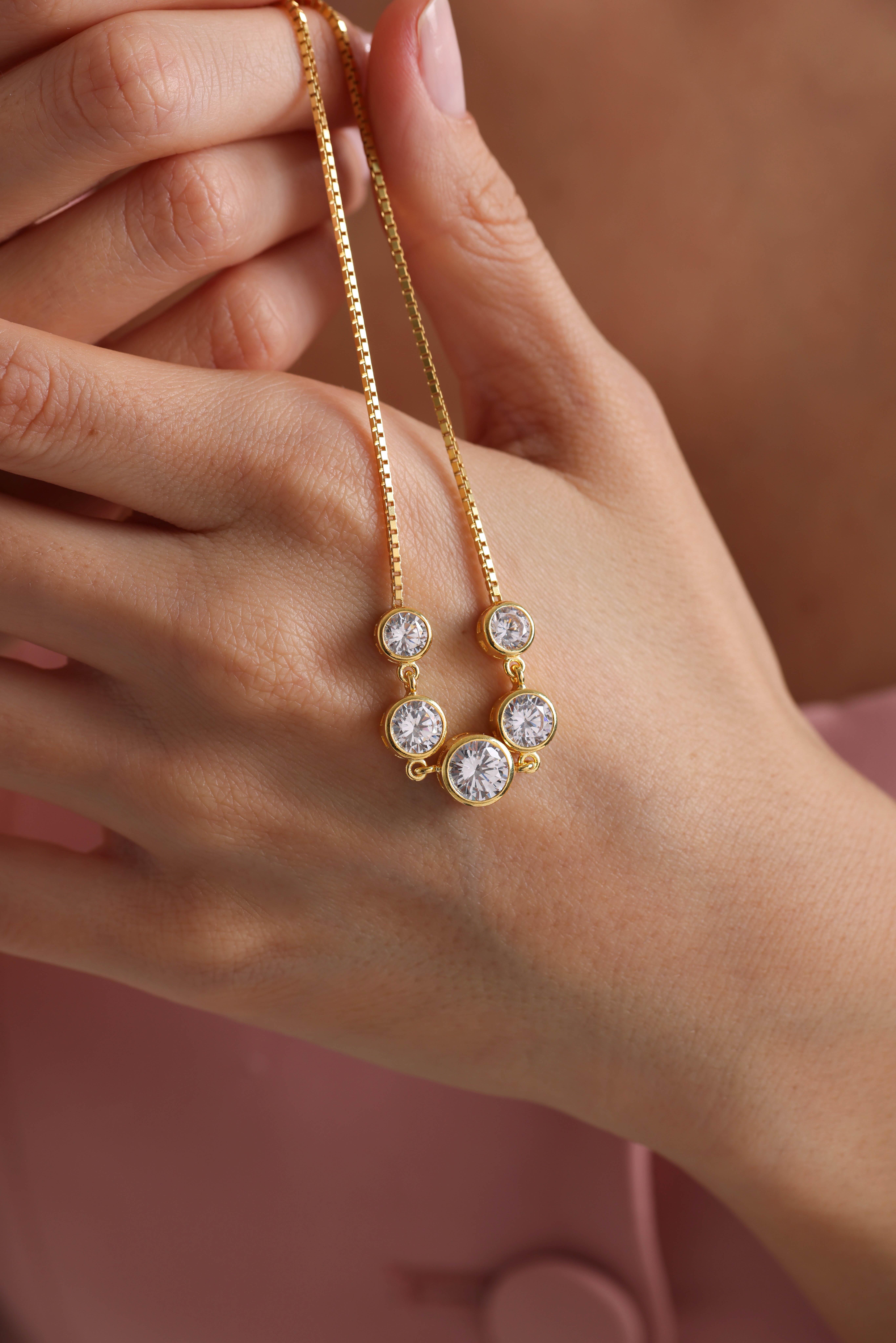 925 Ayar Gümüş Gold Kaplama Ayarlanabilir Asansörlü Beştaş Model Bileklik 