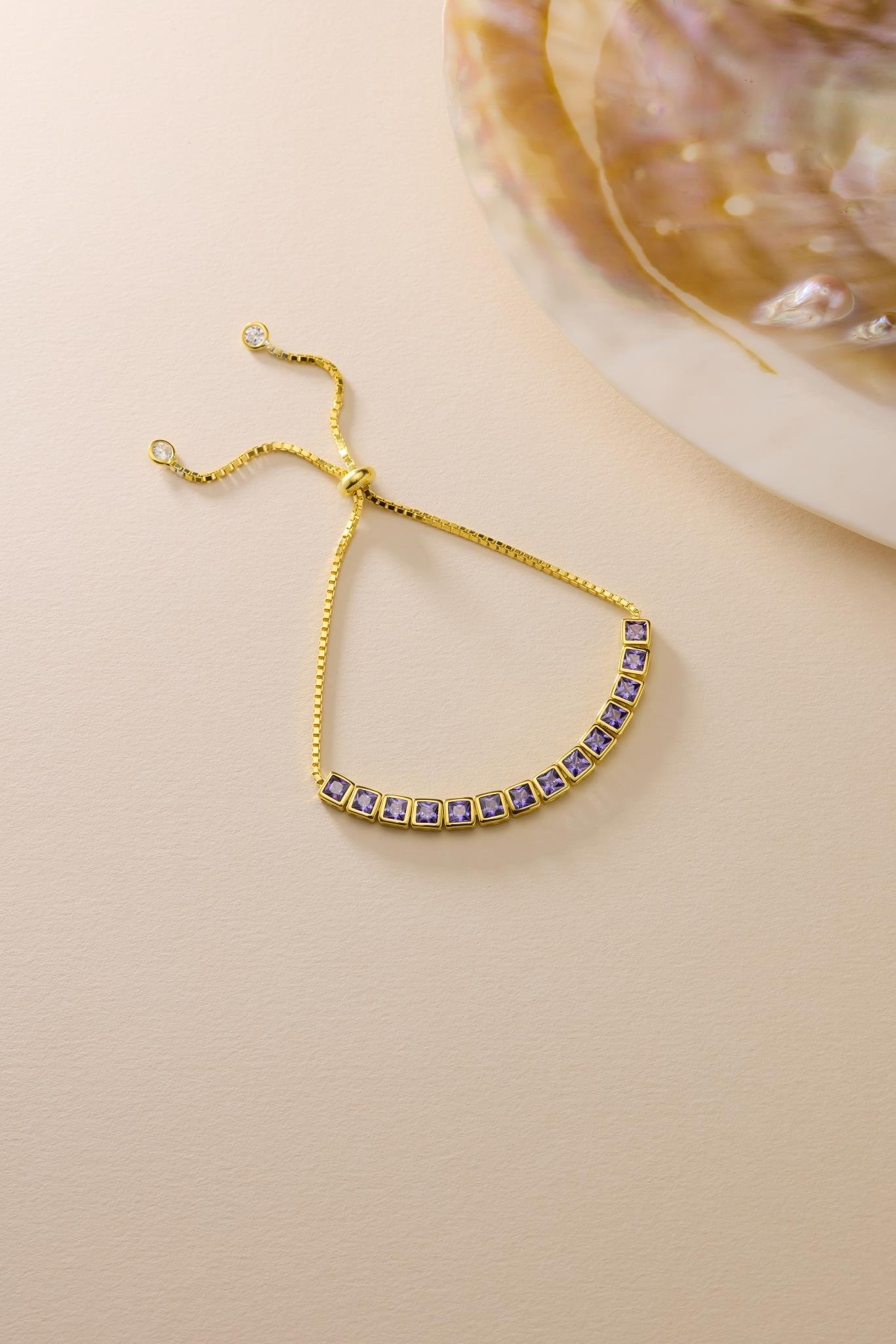 925 Ayar Gümüş Gold Kaplama Ayarlanabilir Asansörlü  Sıralı Kare Mor Taşlı Bileklik