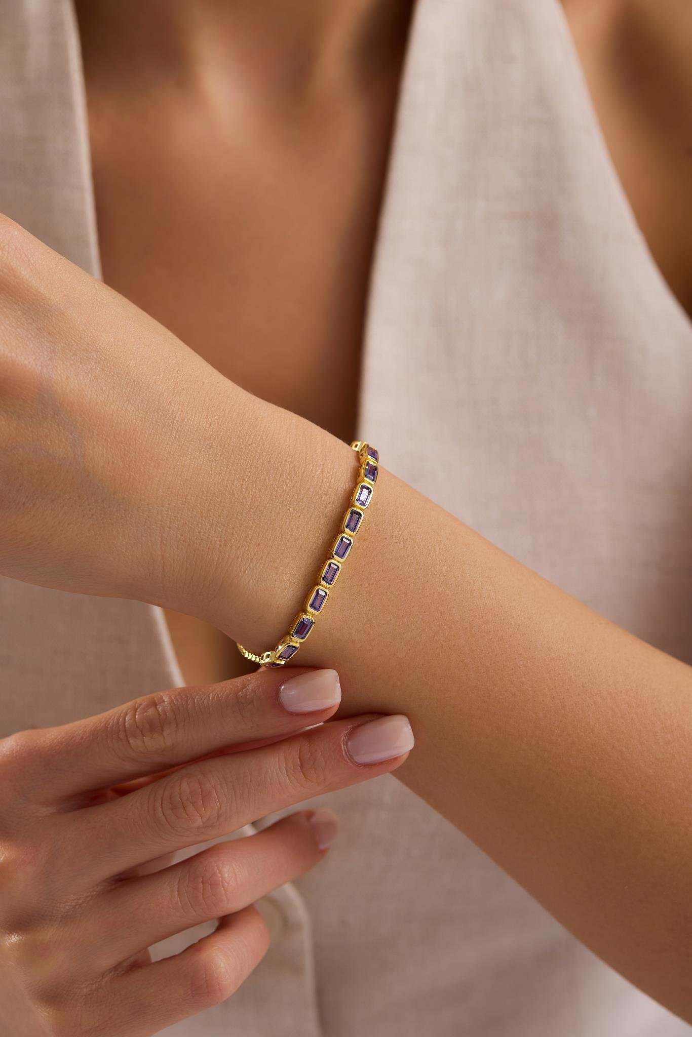 925 Ayar Gümüş Gold Kaplama Ayarlanabilir Asansörlü Sıralı Mor Baget Taşlı Bileklik
