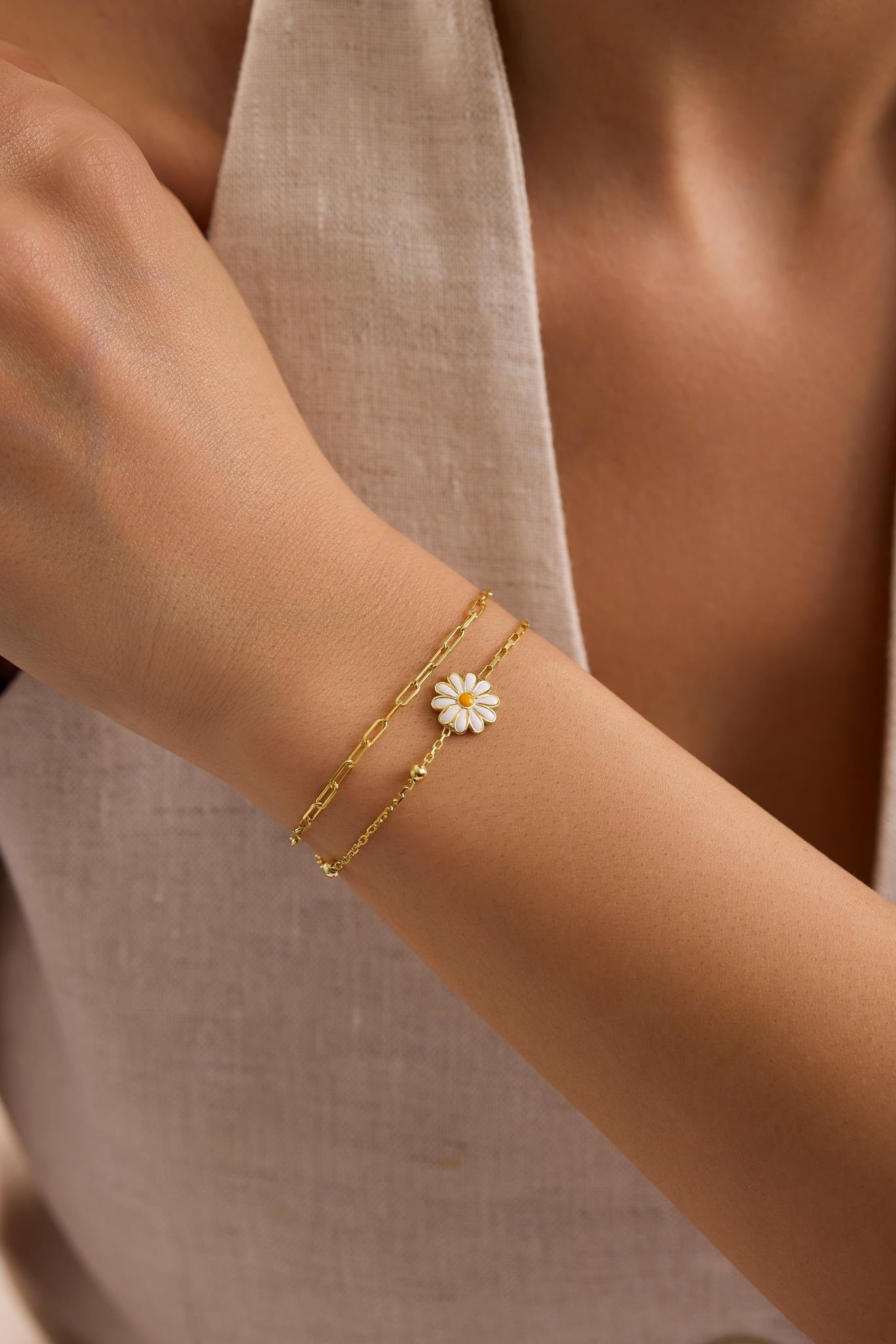 925 Ayar Gümüş Gold Kaplama Çift Zincirli Papatya Model Bileklik