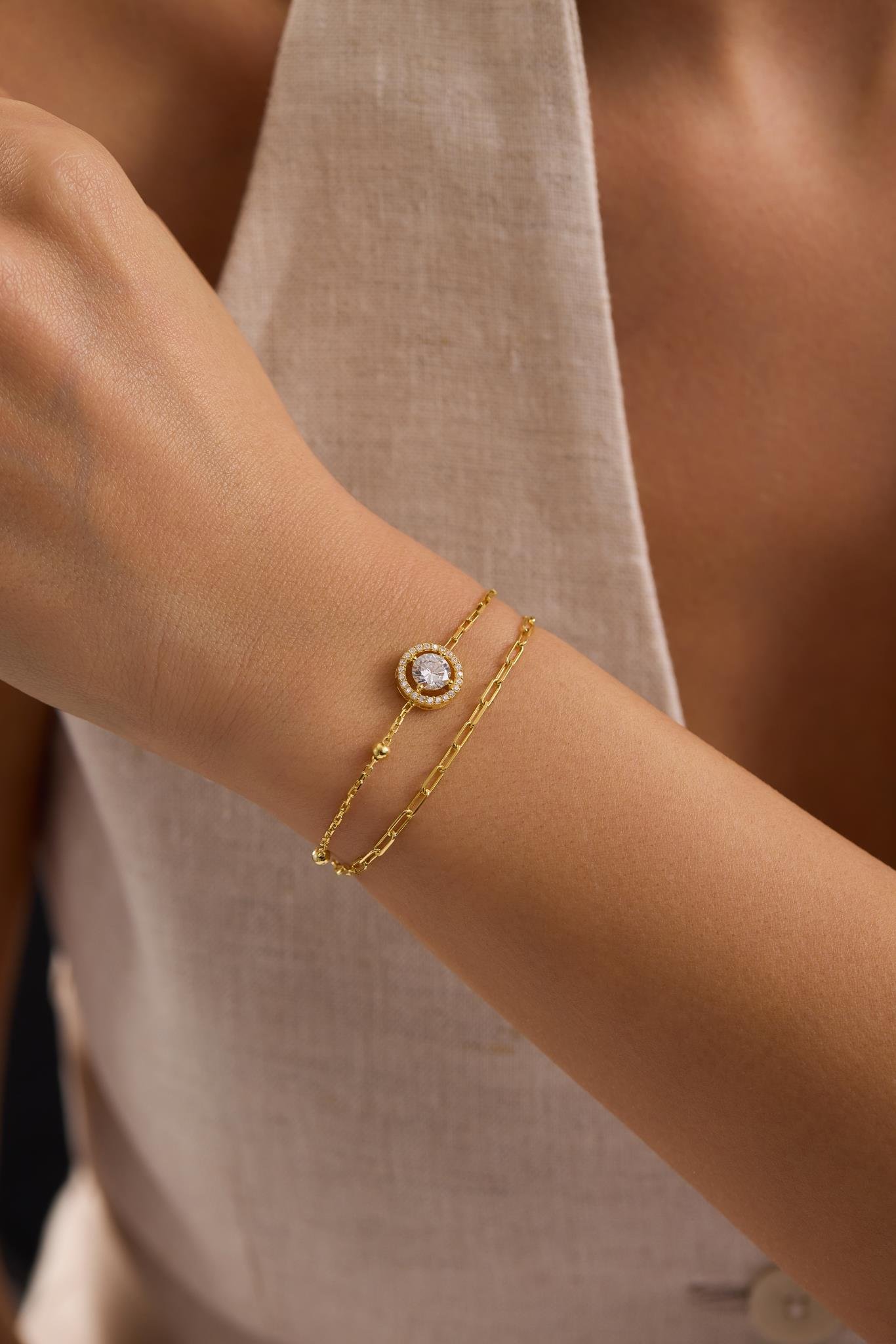 925 Ayar Gümüş Gold Kaplama Çift Zincirli 6 mm Tektaş Yuvarlak Model Bileklik