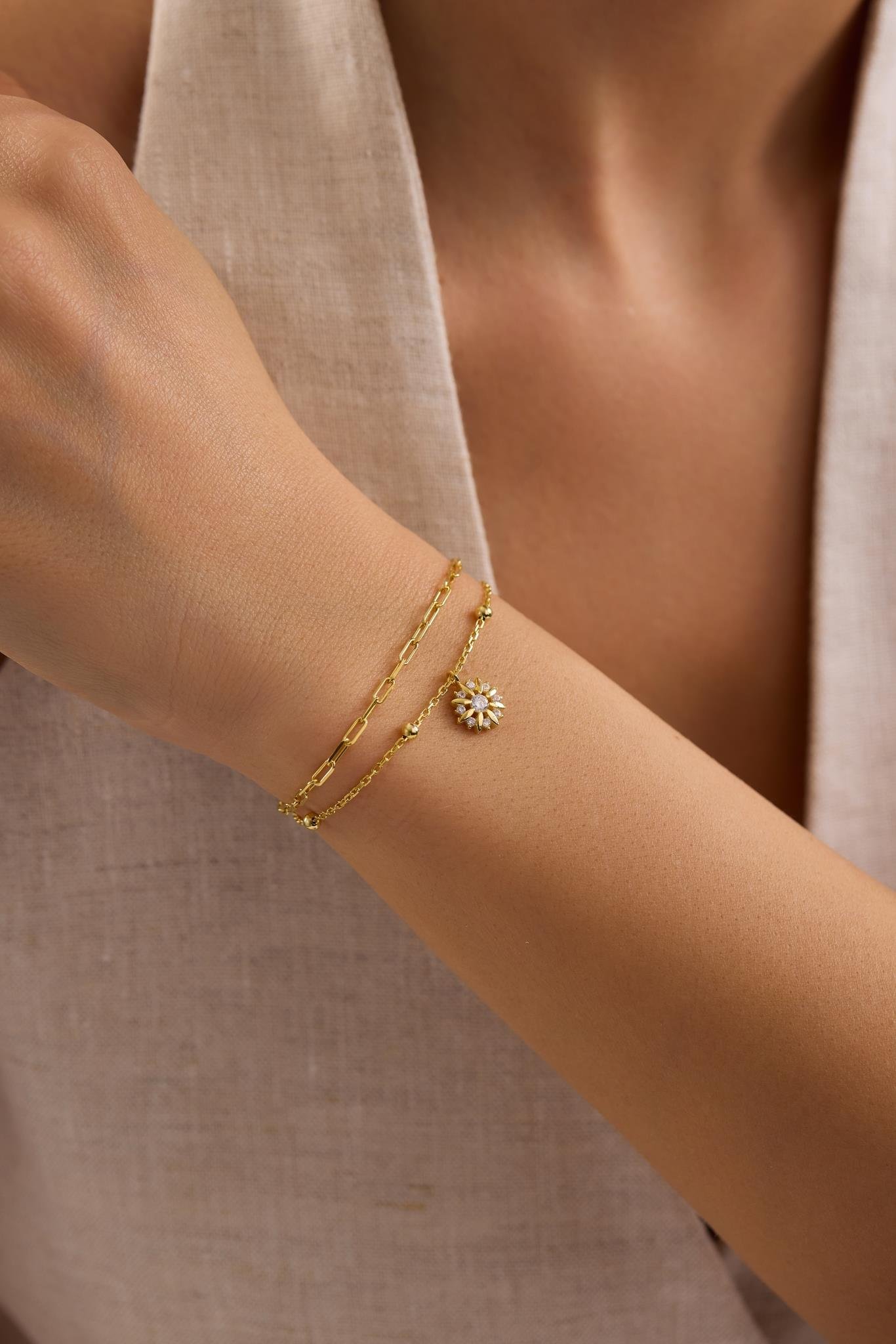 925 Ayar Gümüş Gold Kaplama Çift Zincirli Güneş Model Bileklik