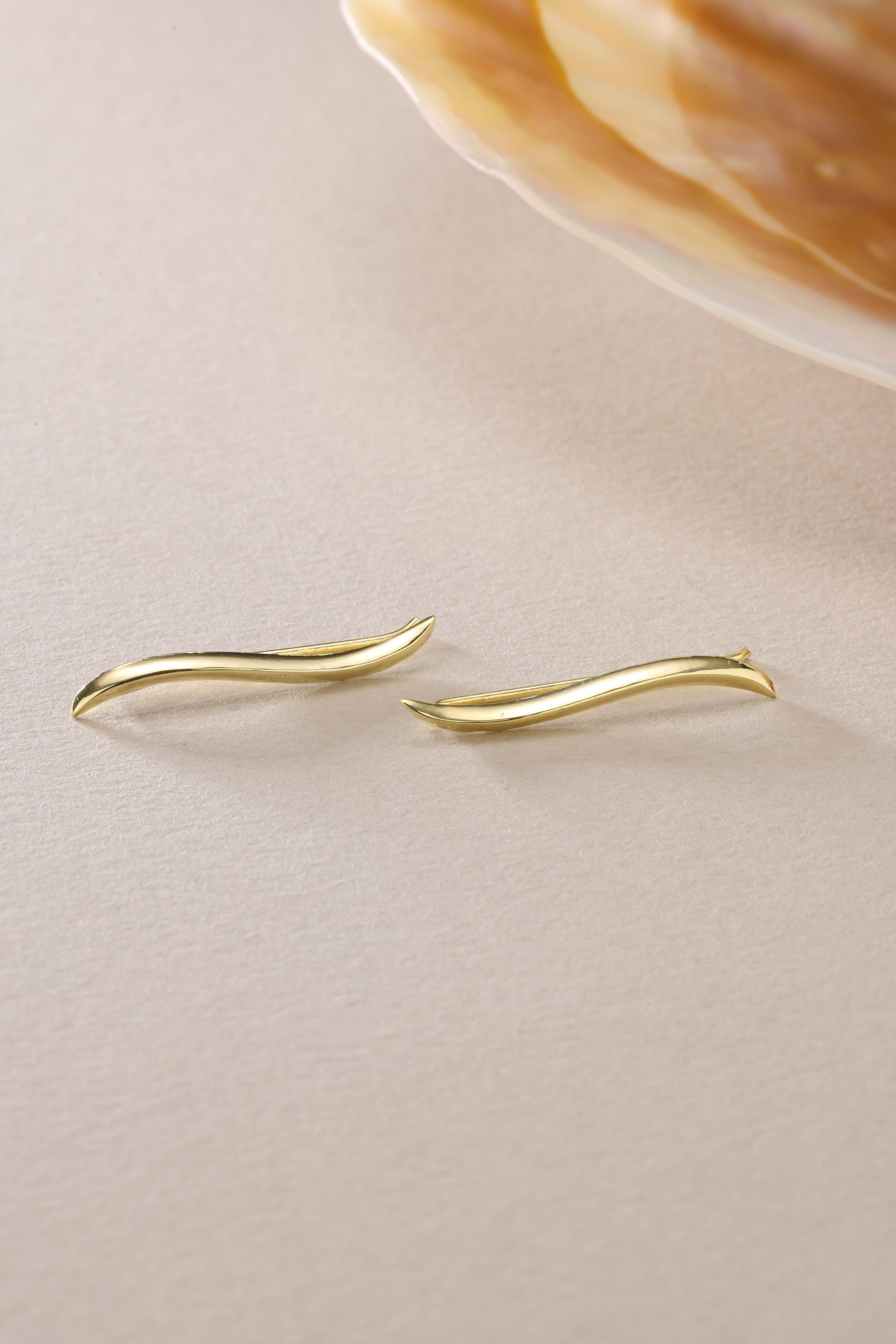 925 Ayar Gümüş Gold Kaplama Dalgalı Çubuk Model Küpe