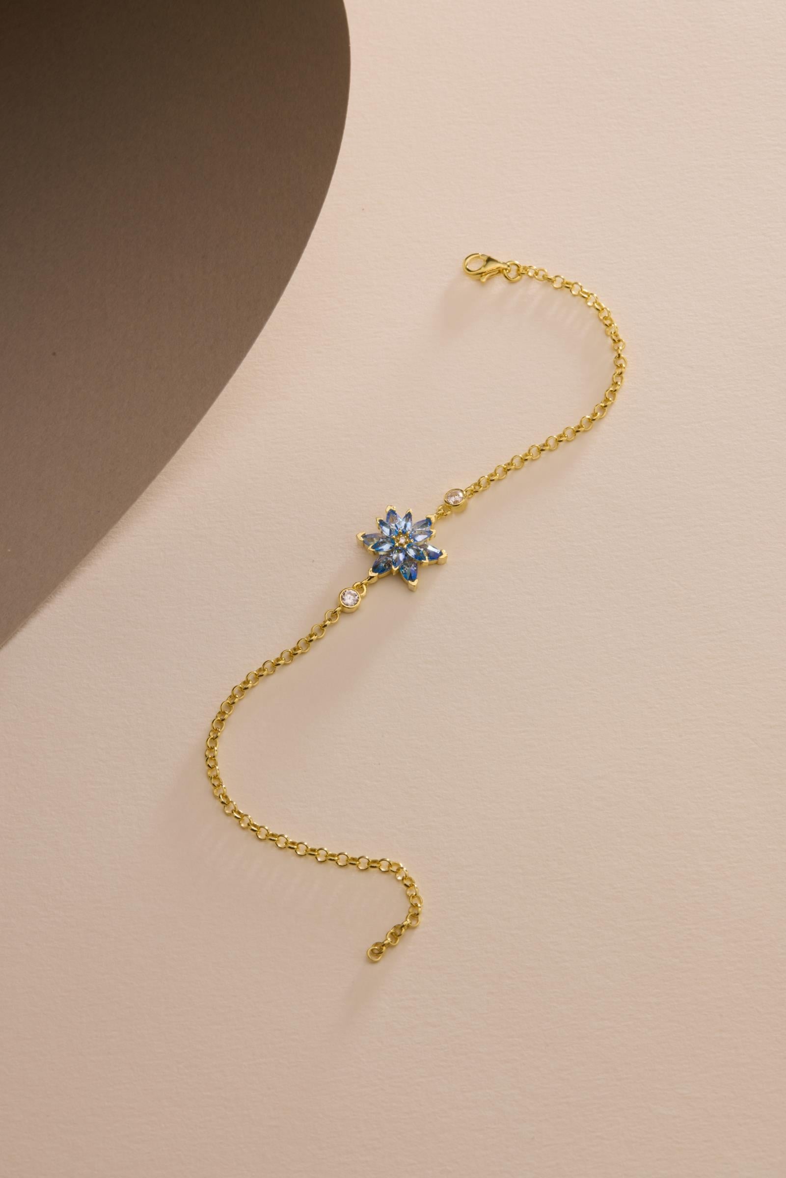 925 Ayar Gümüş Gold Kaplama Doç Zincirli Aquamarin Taşlı Lotus Çiçeği Bileklik