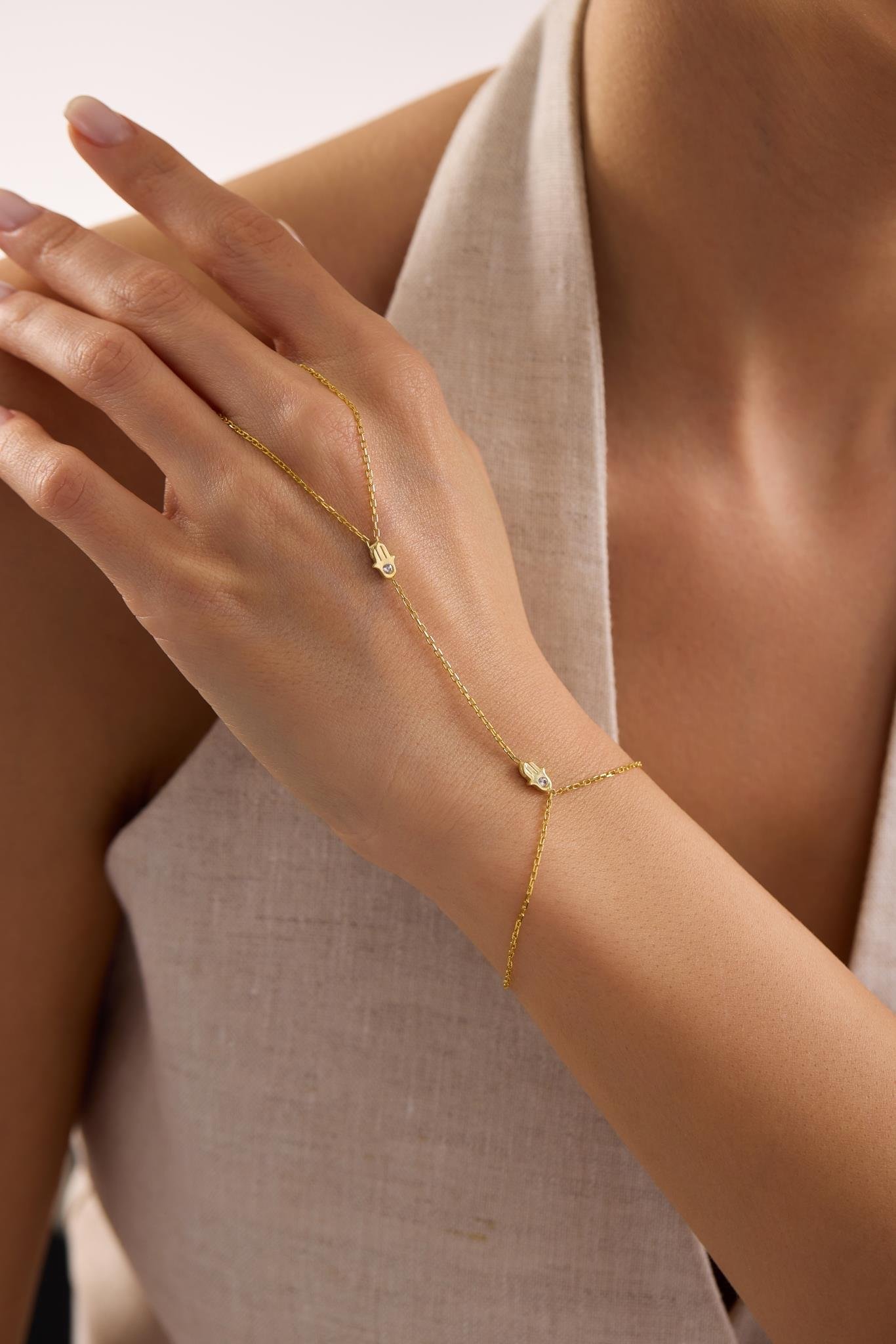 925 Ayar Gümüş Gold Kaplama Fatma  Ana Eli Şahmeran Bileklik 