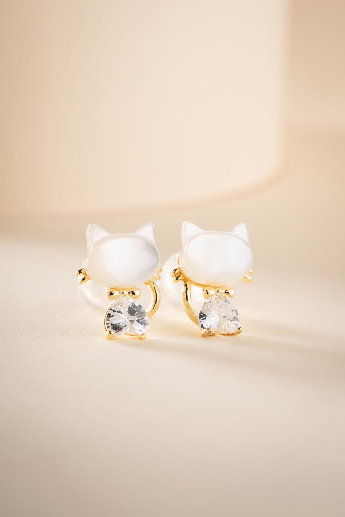 925 Ayar Gümüş Gold Kaplama Kedi Gözü Taşlı Kedi Tasarım Küpe