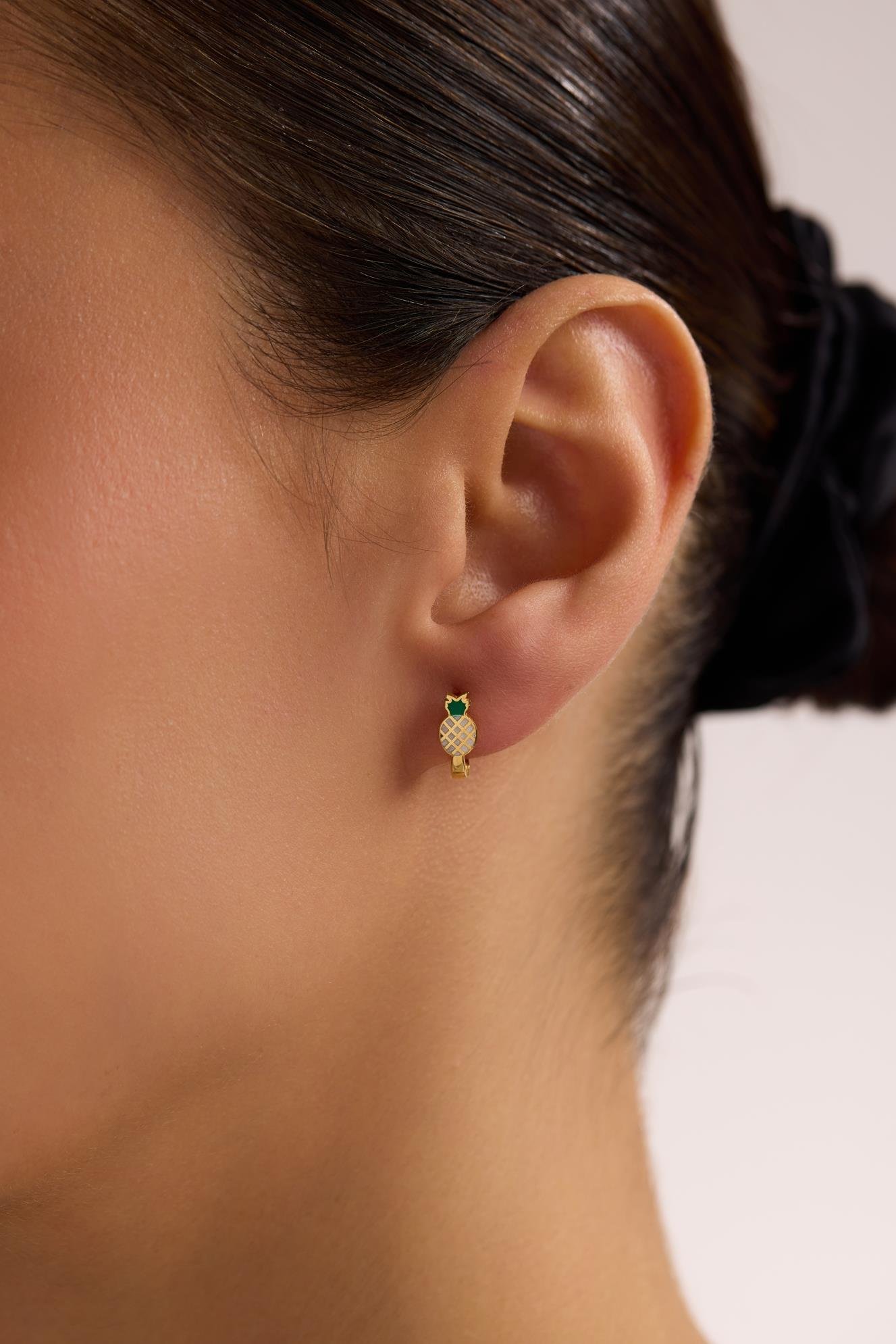 925 Ayar Gümüş Gold Kaplama Minik Ananas Model Çocuk Küpe