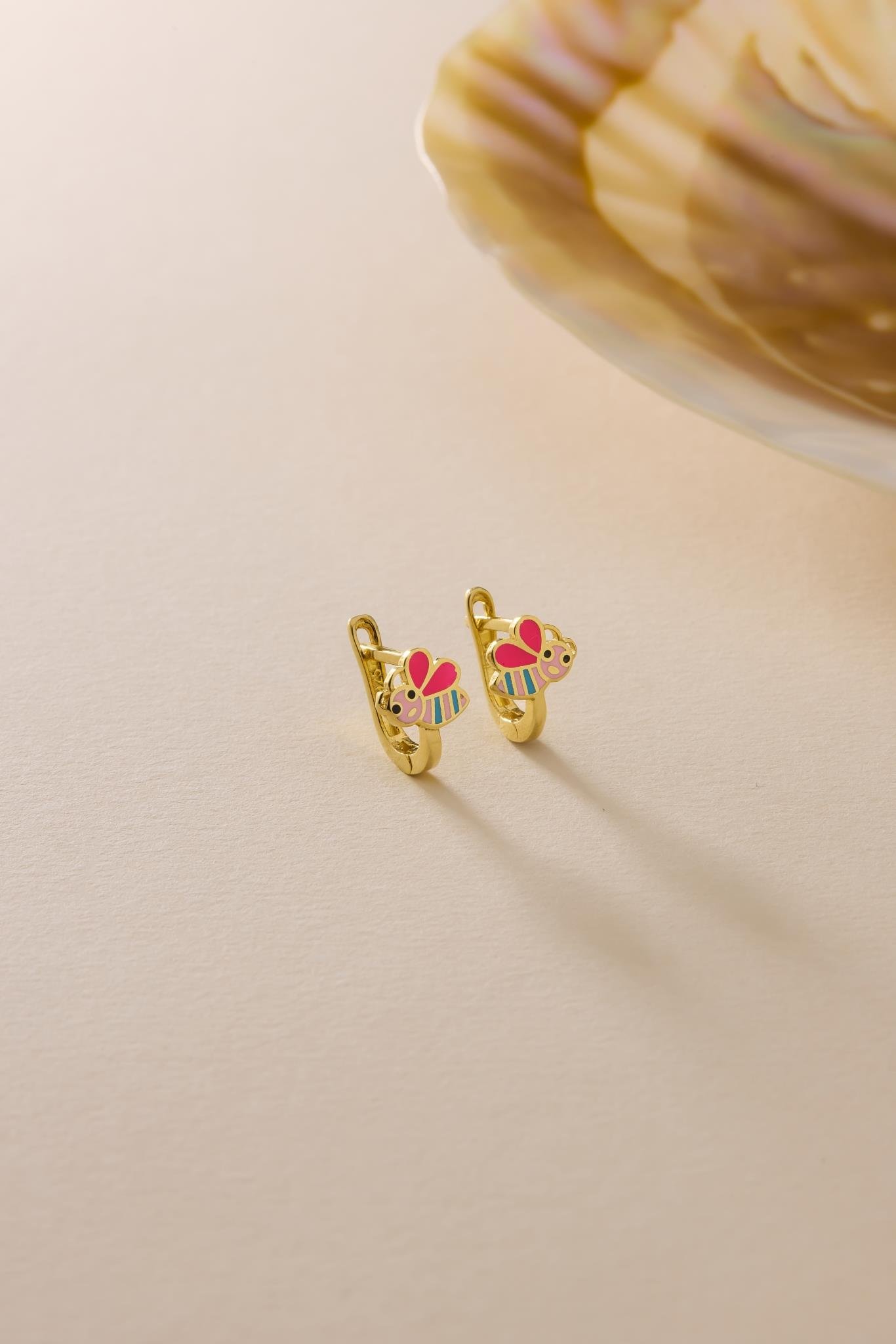 925 Ayar Gümüş Gold Kaplama Minik Arı Model Çocuk Küpe